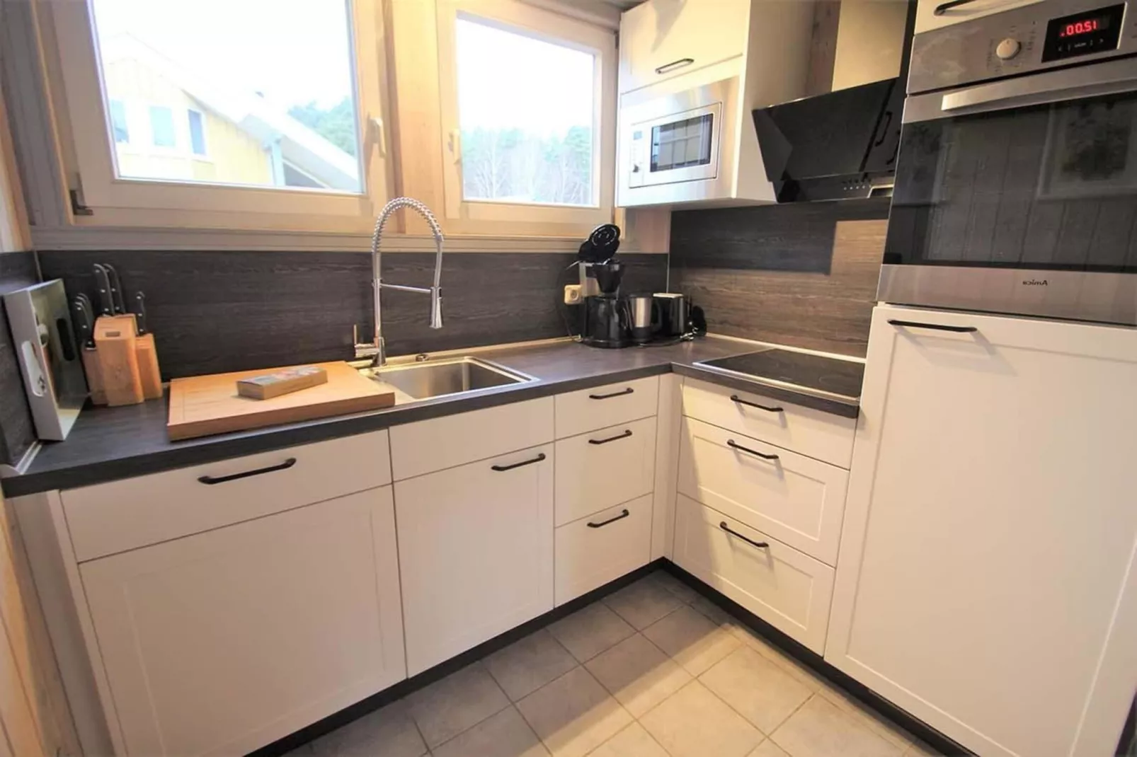FH Wildgans Comfort mit Sauna & Kaminofen 81 qm 134-Kitchen