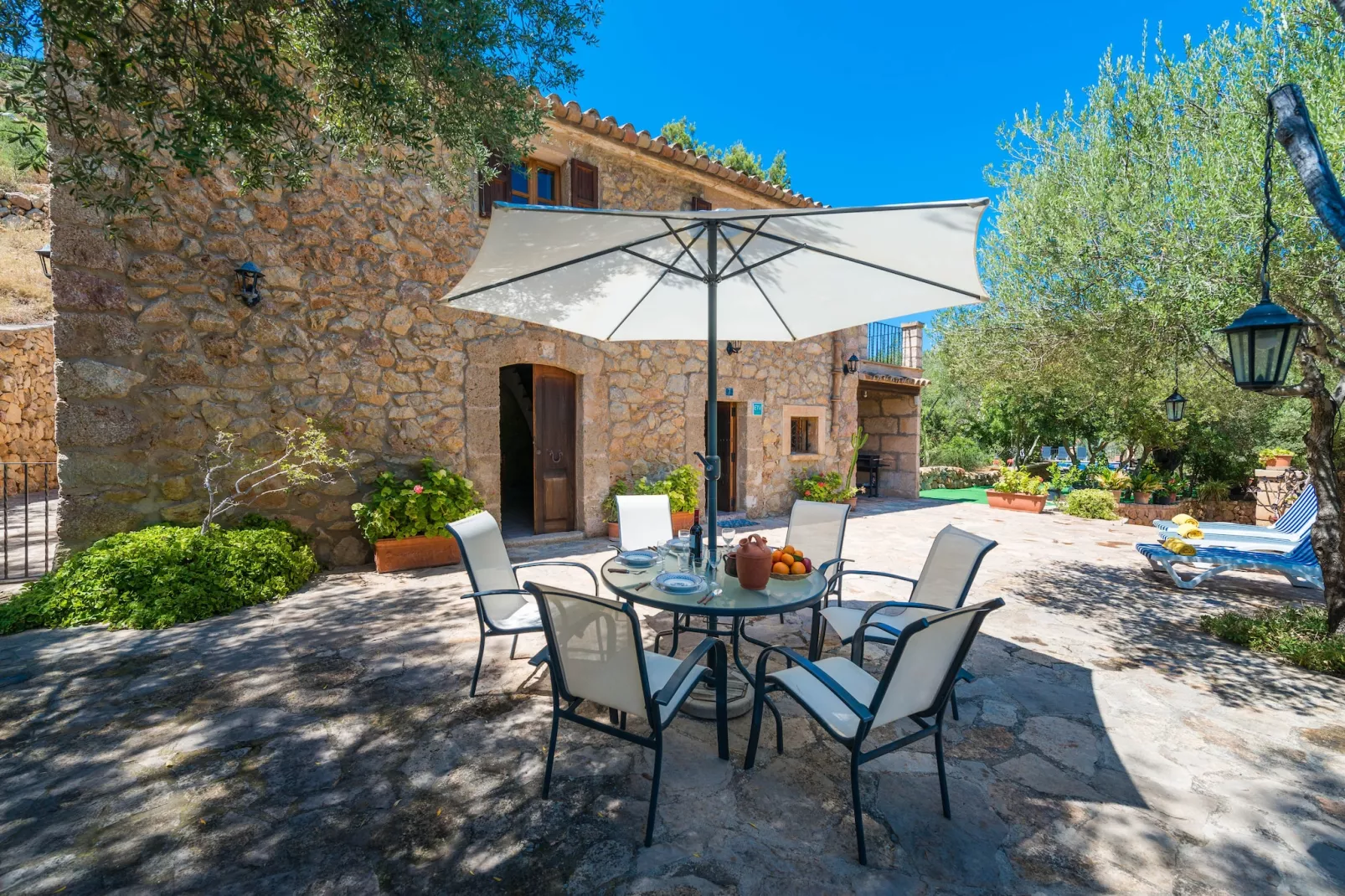 Sa Tarongera-Exterior summer
