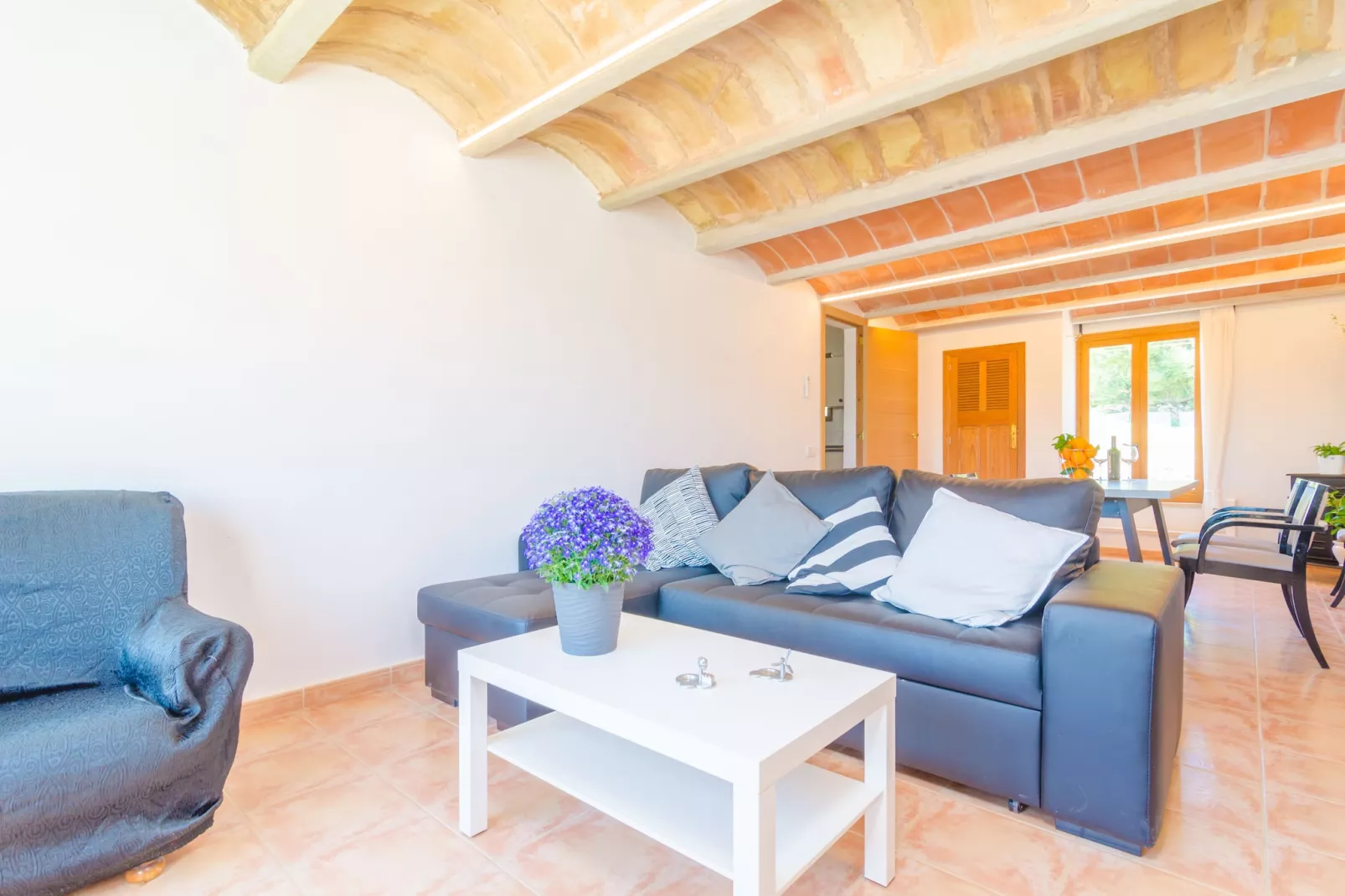 Es Pont Den Teulari Nou-Living room