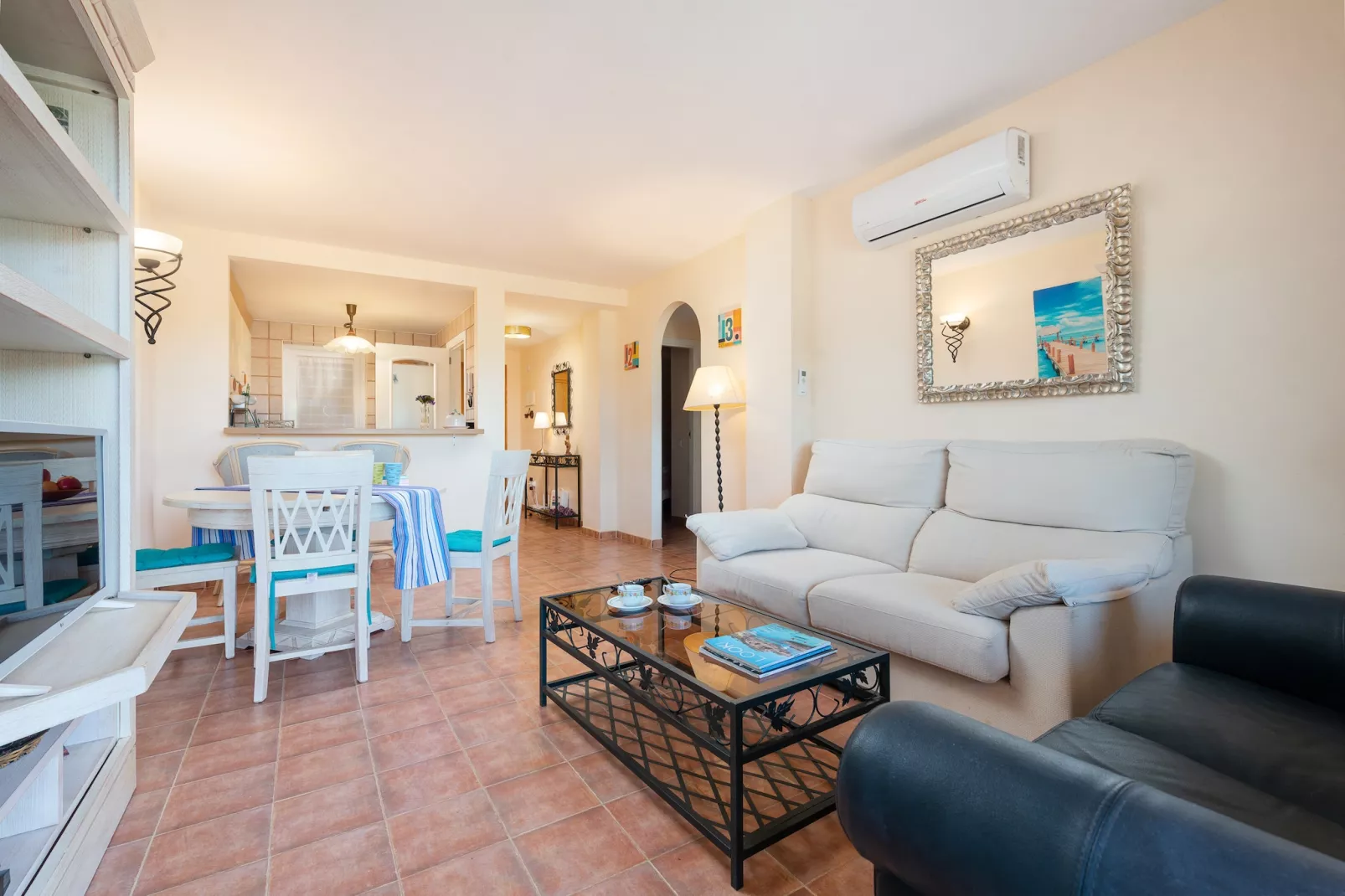 The Torrent's Observer Holiday Home-Living room
