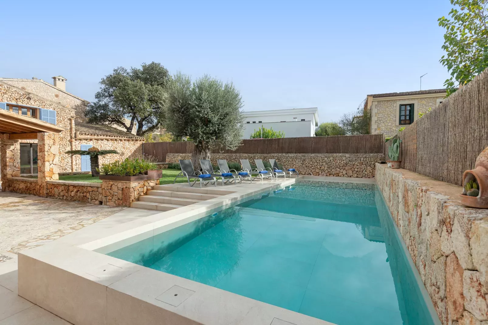 Can Font (costitx)-Piscine