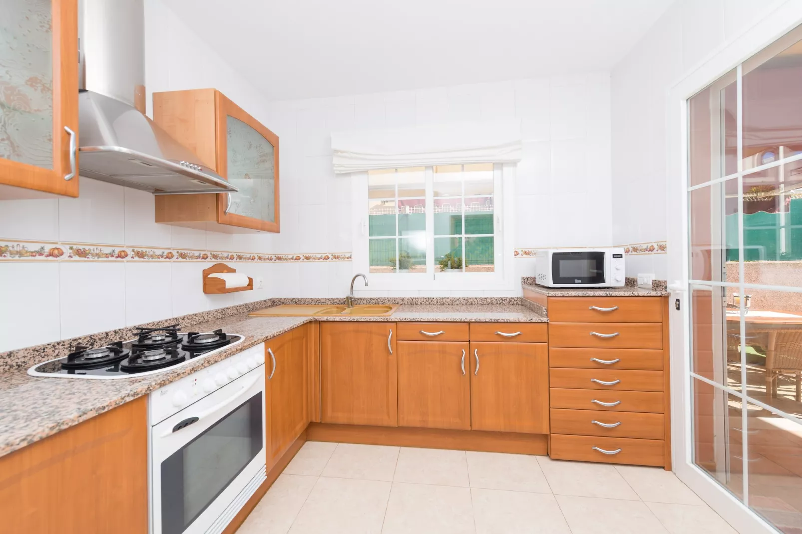 Villa Rosa-Image-tags.