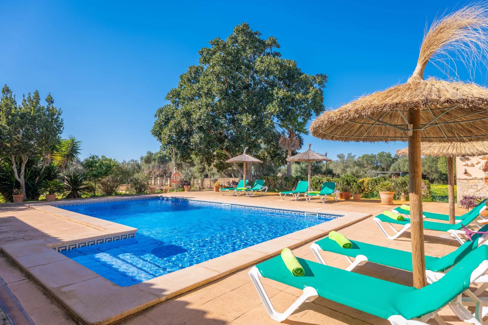 Na Poram-Pool