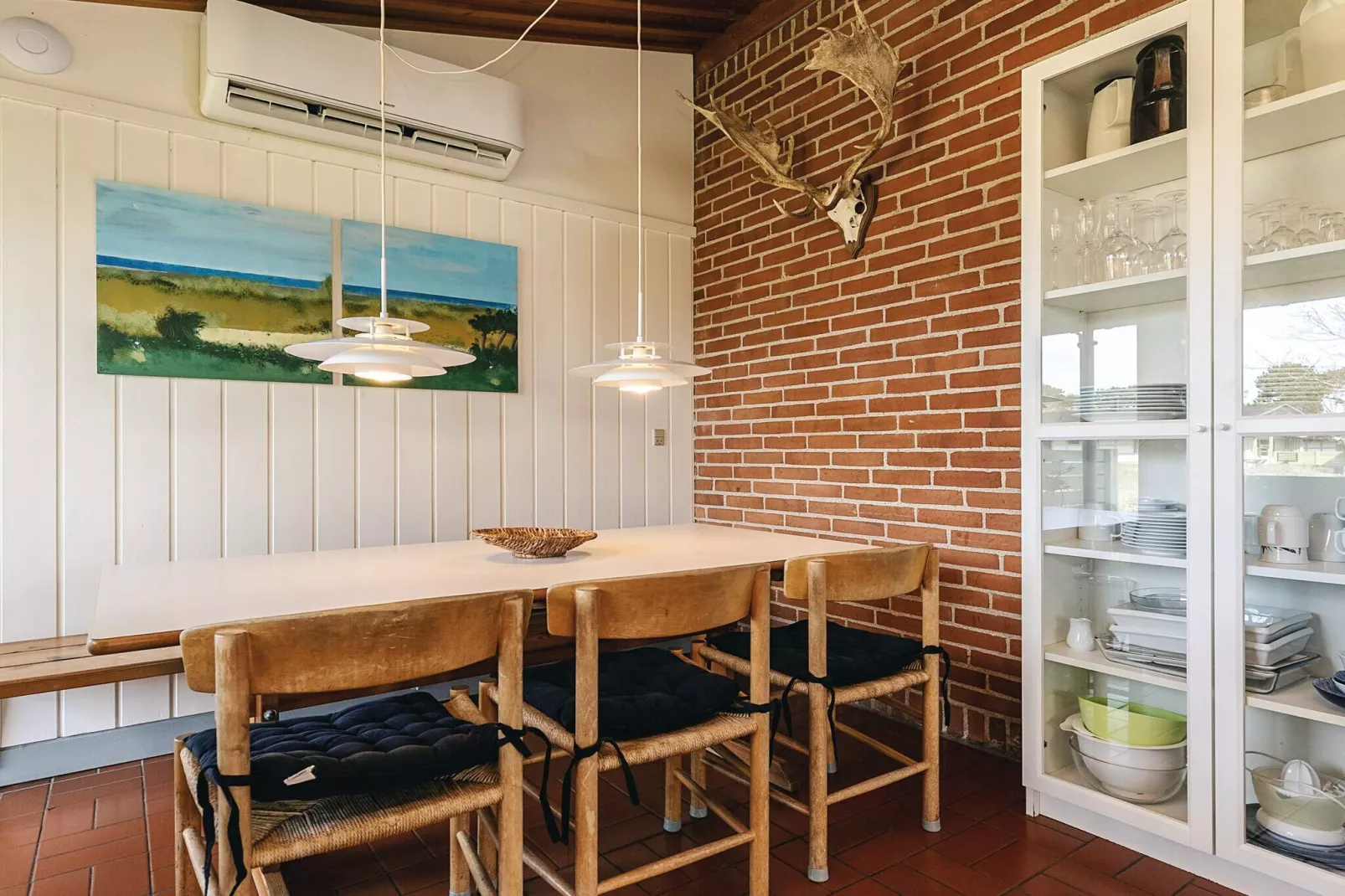 3 room,2 bathrooms w/seeview-Indoor