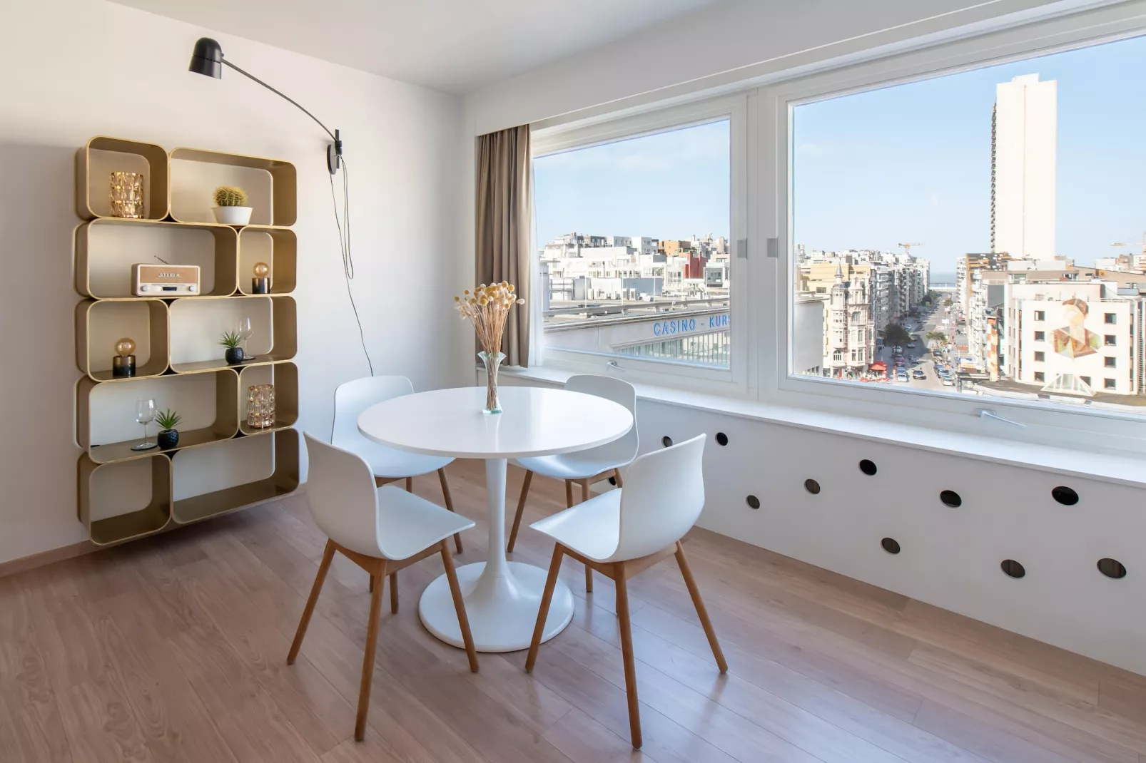 Auriga-Dining room