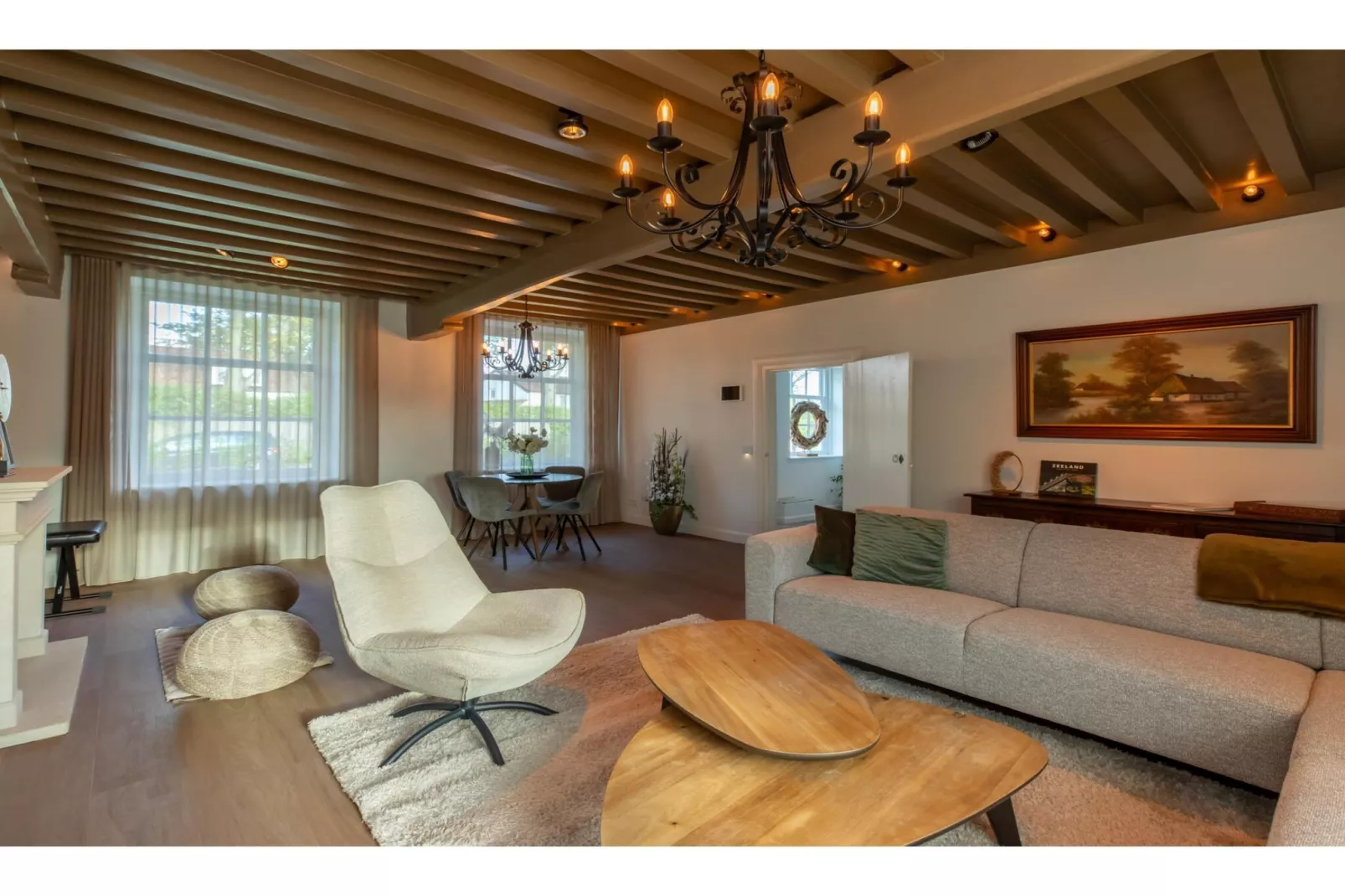 Vakantiehuis 'Boerderij Molenhof' - Stationsweg 5  Heinkenszand-Living room