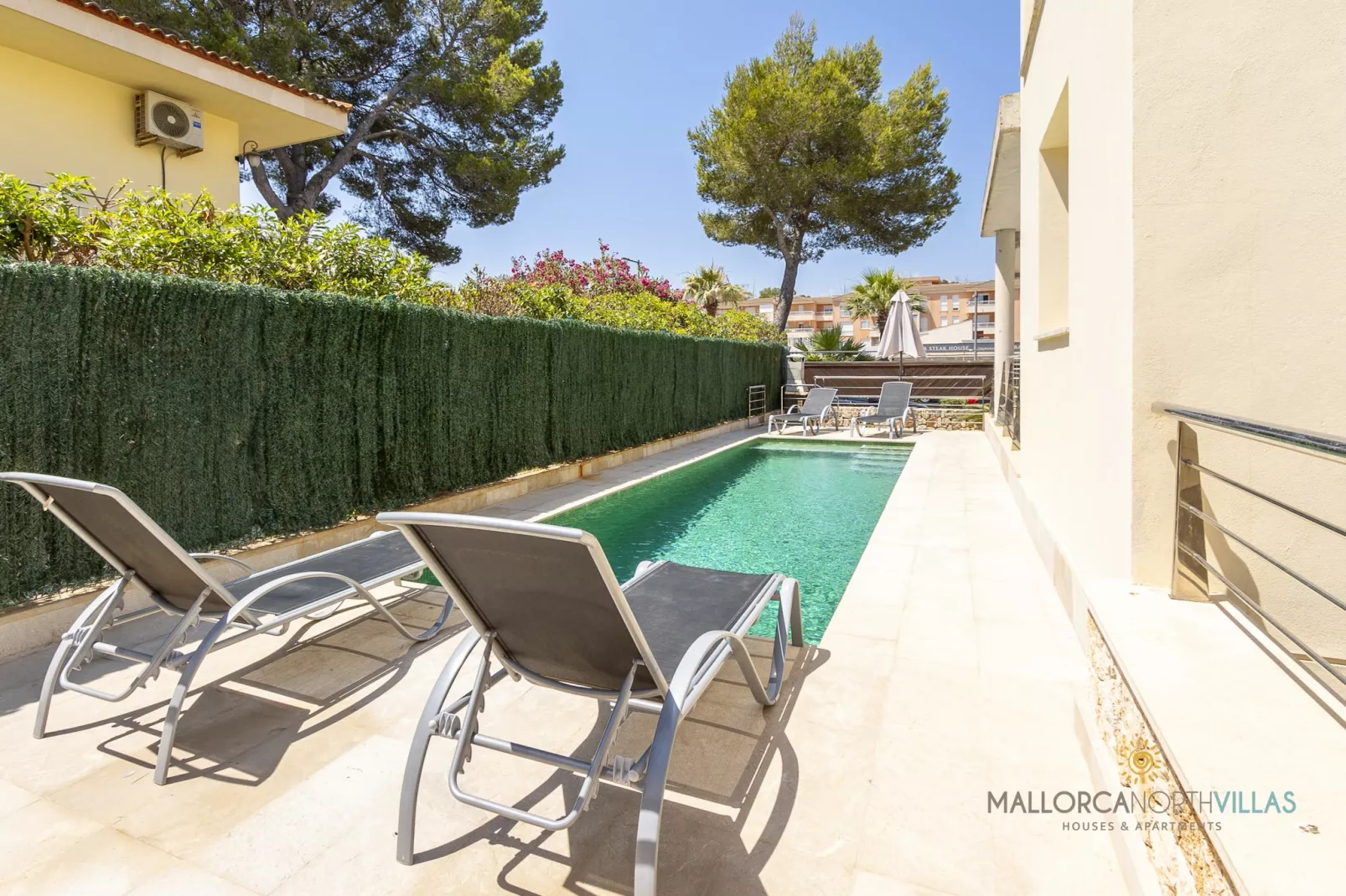 Villa Albufera en Playa Muro: a unos pasos del Mar-Schwimmbad