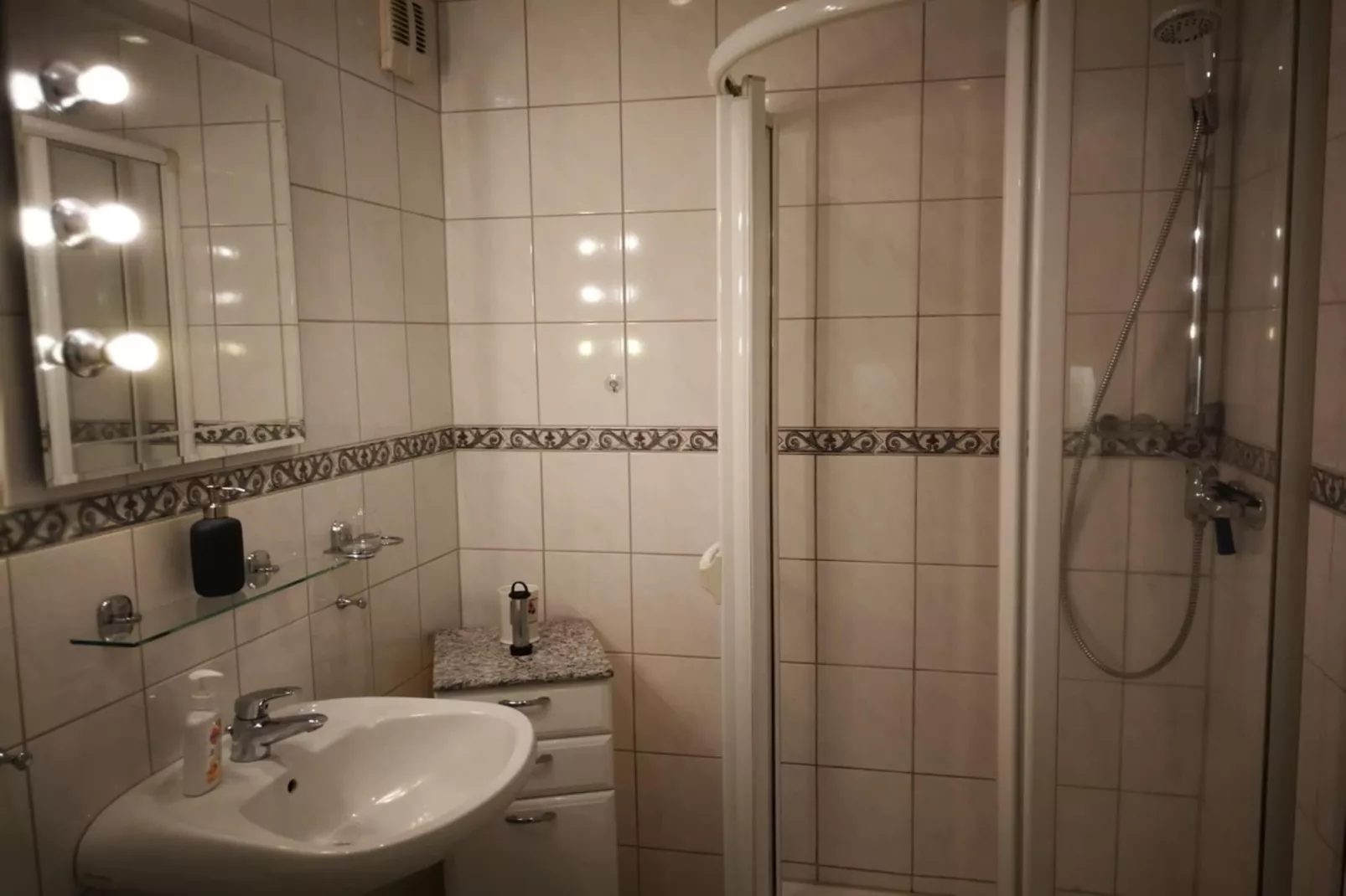 Appartement "Mit Ausblick"-Außenbereich Sommer