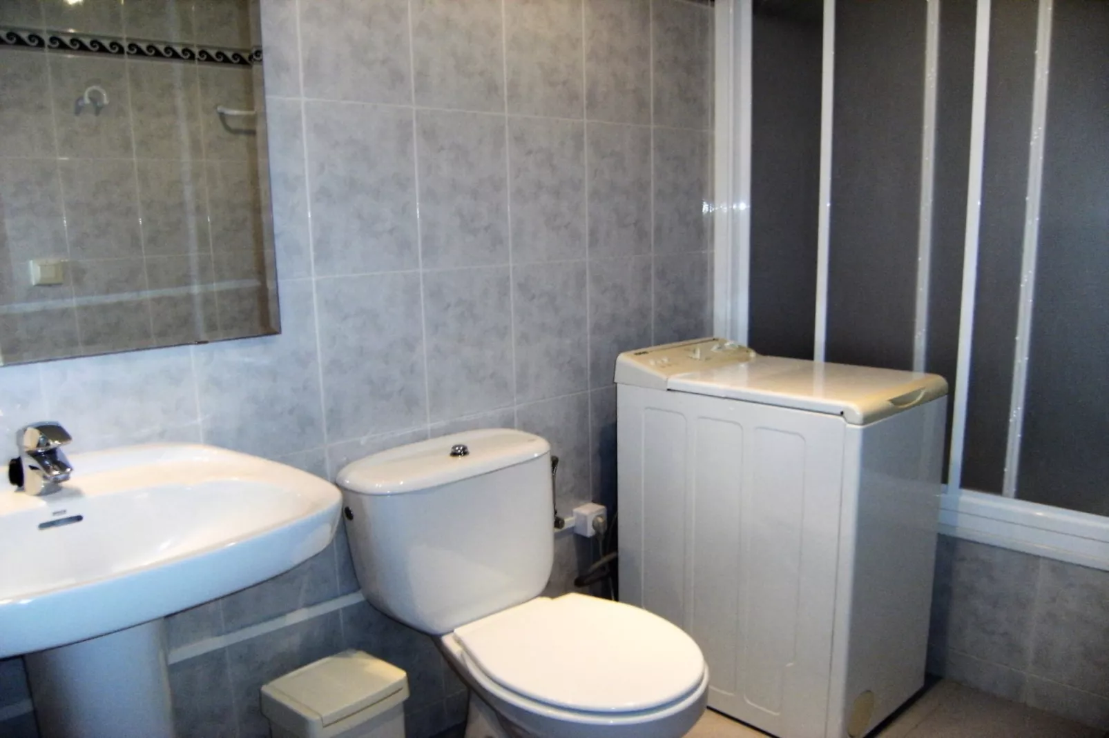 NAUTIC EXTERIOR-Bathroom