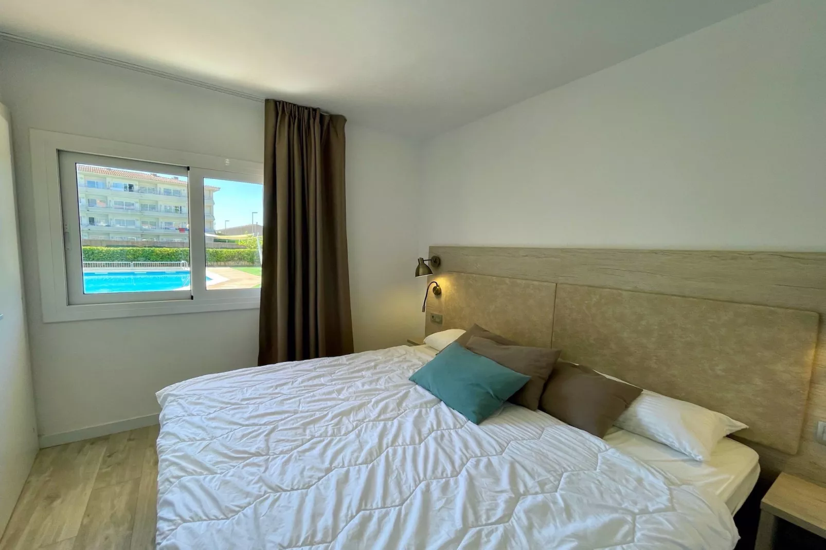 FESTASTAR 103-Bedroom
