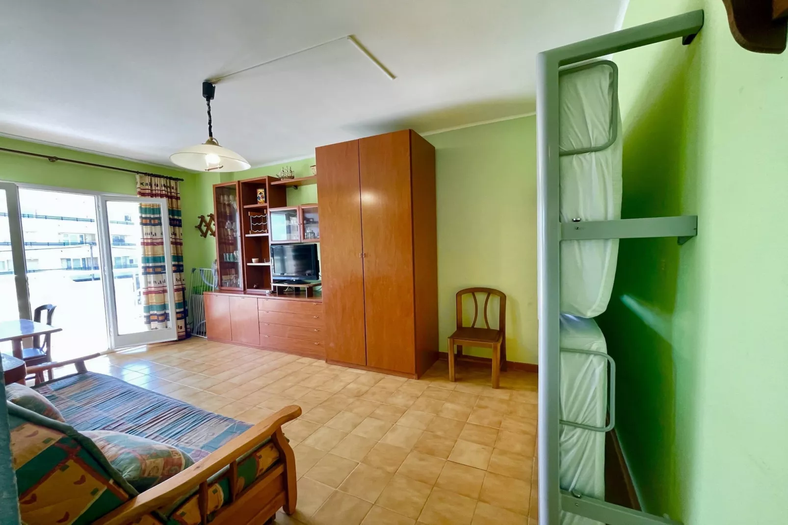MUNDEL 2-2-Kitchen