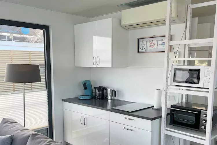Floating 44 / Boot 4 / 2 Personen-Kitchen