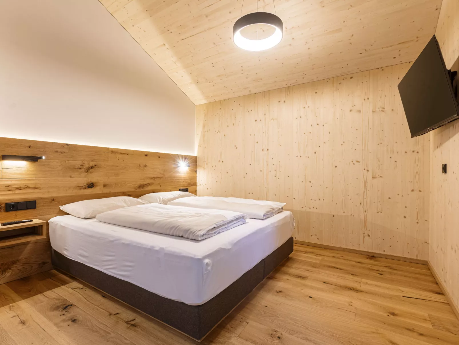 Superior #10 mit Sauna & Hot Tub-Inside