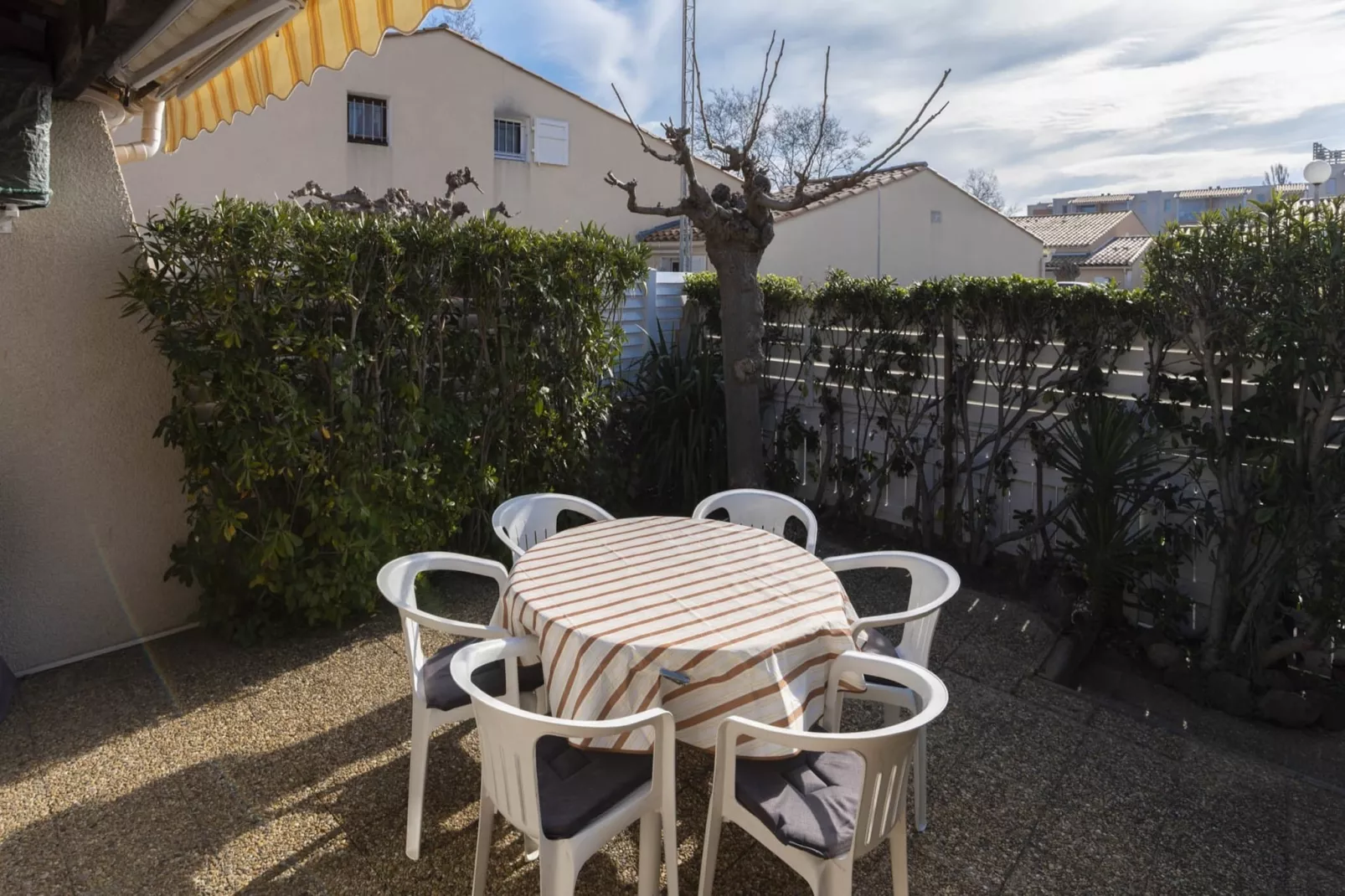 Les Ondines 2 - N°33 - M3M6-Esszimmer