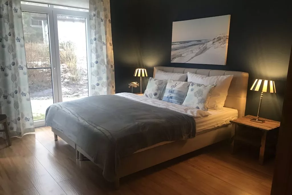 264524-Schlafzimmer