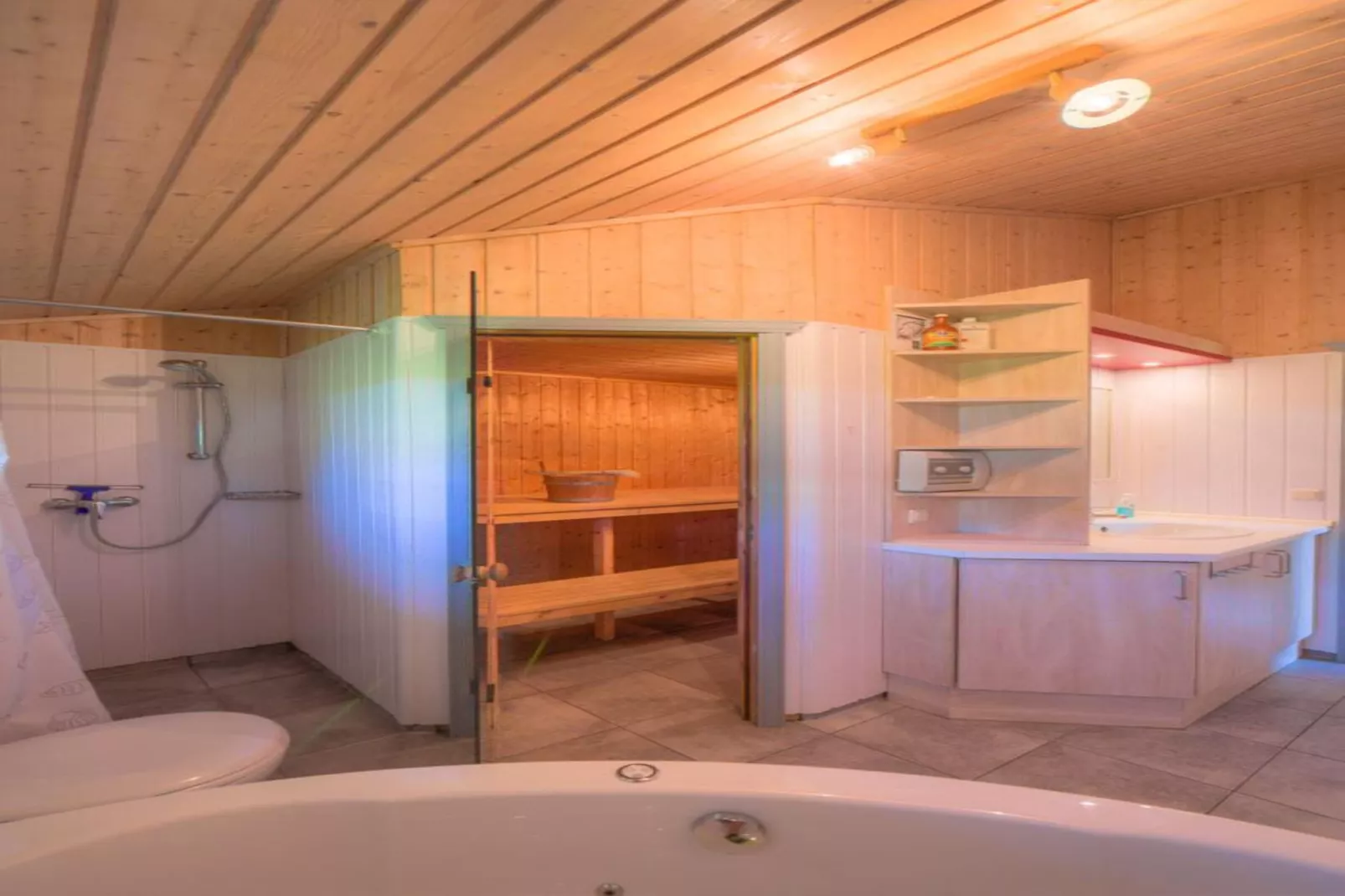 Ferienhaus Seeschwalbe-20-Bathroom