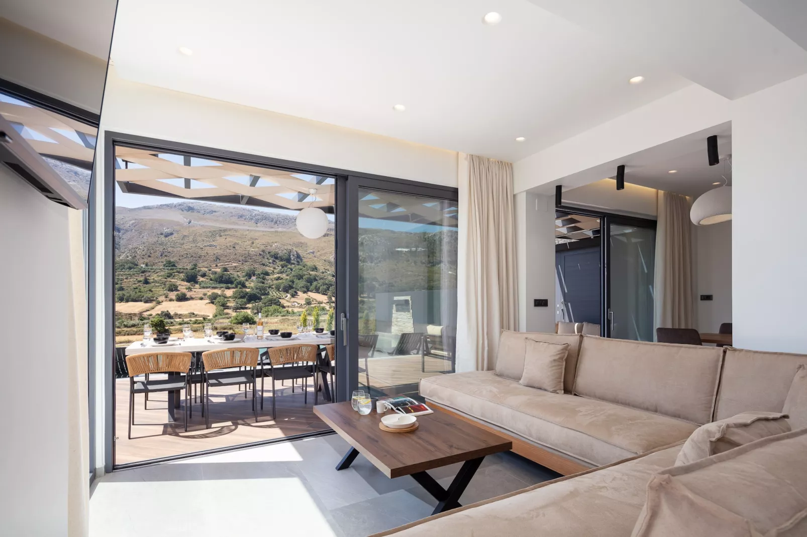 Oasis Serenity-Living room