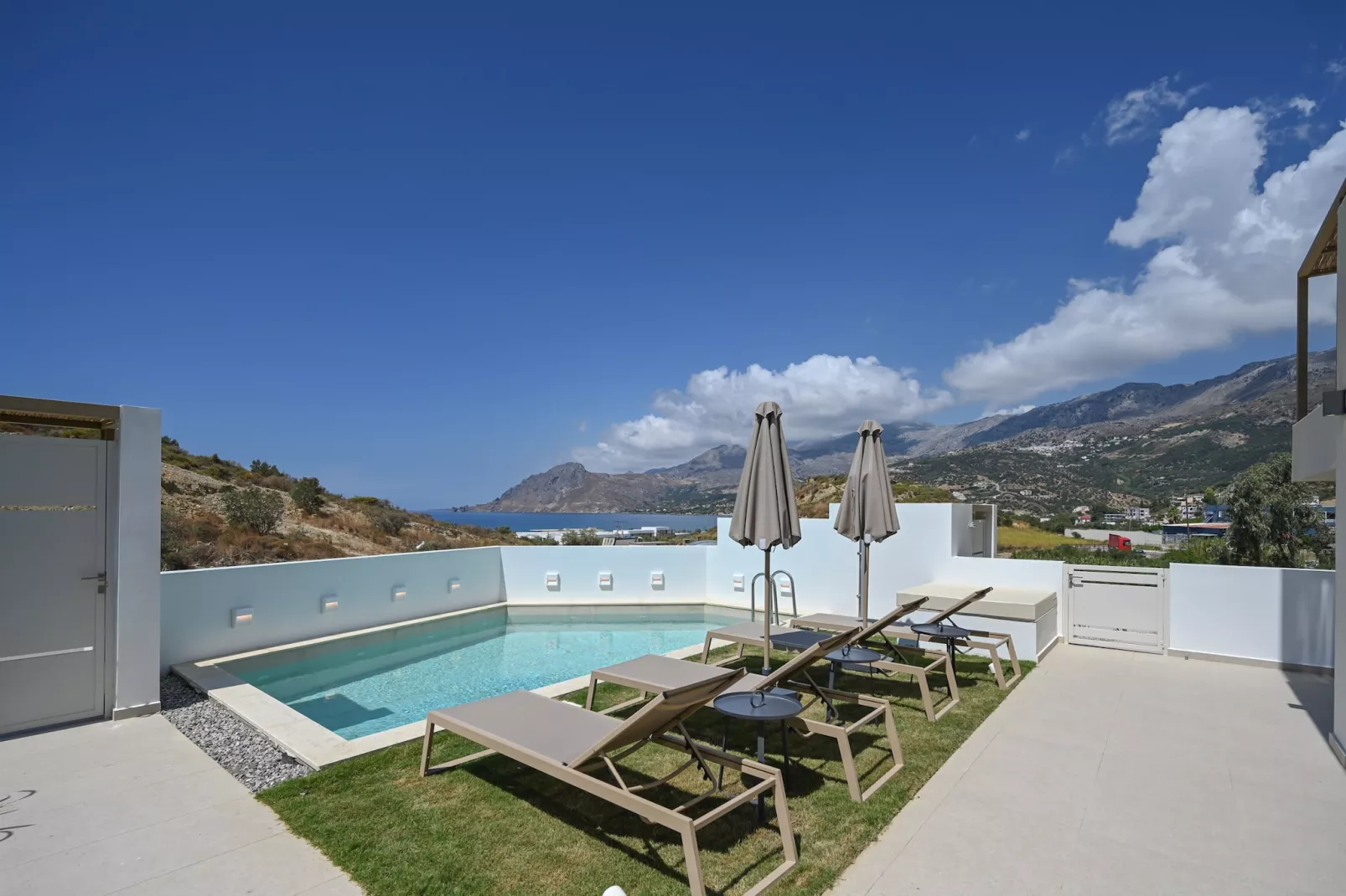 Corallia villa 2-Schwimmbad