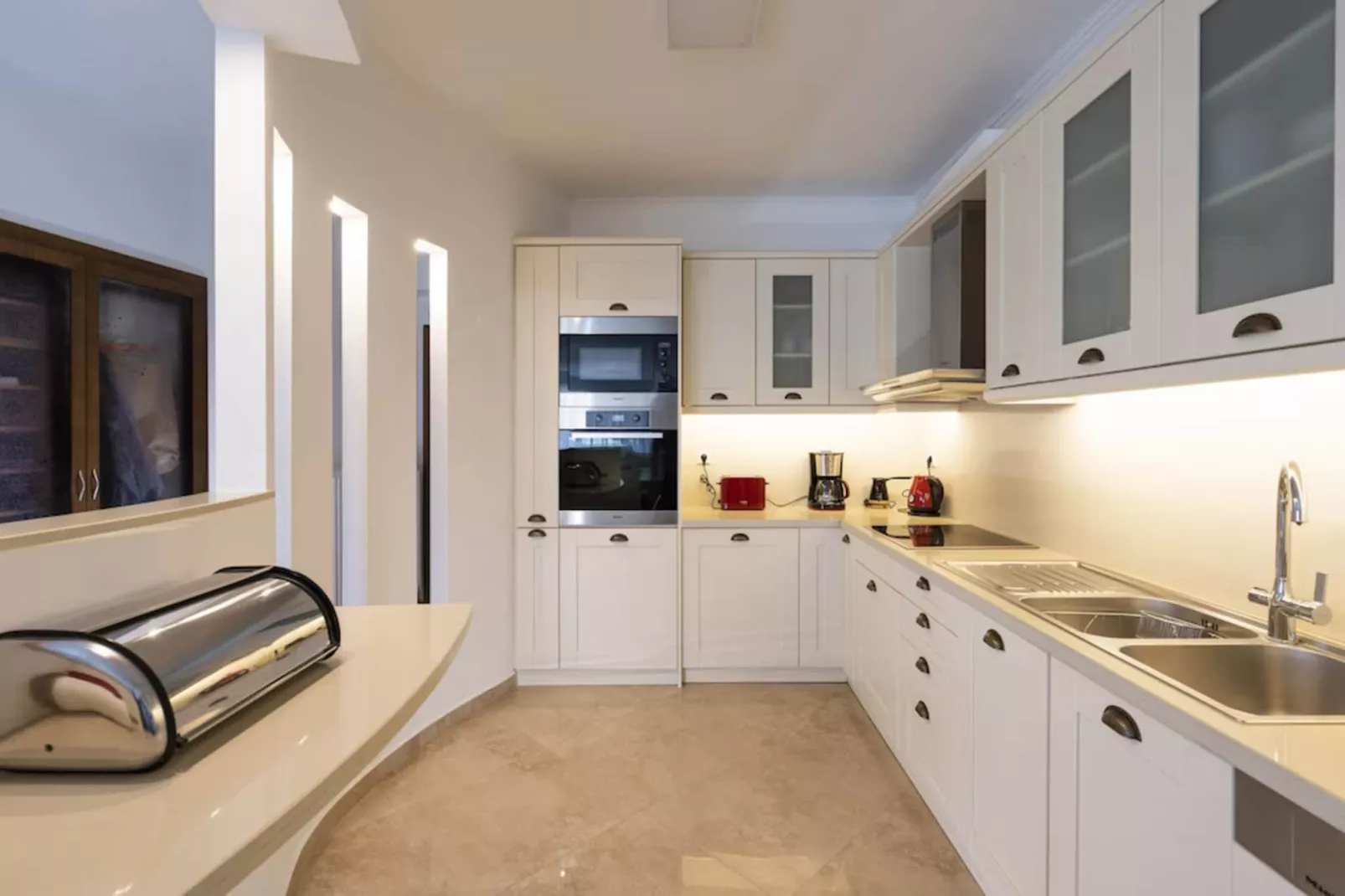 Helen Luxury Holiday House With Sea View-Kitchen