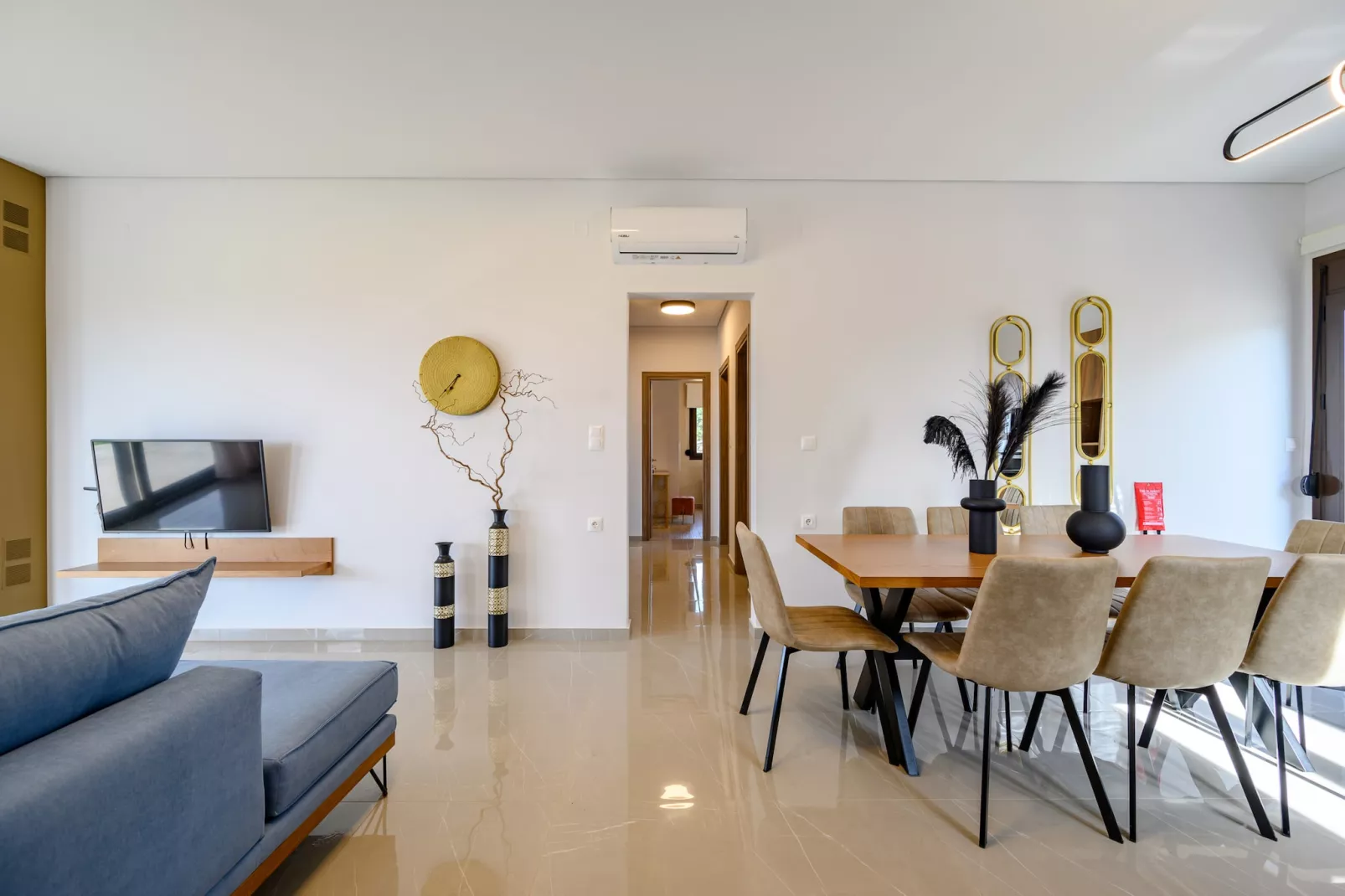 Jason Panorama Villa 1-Dining room