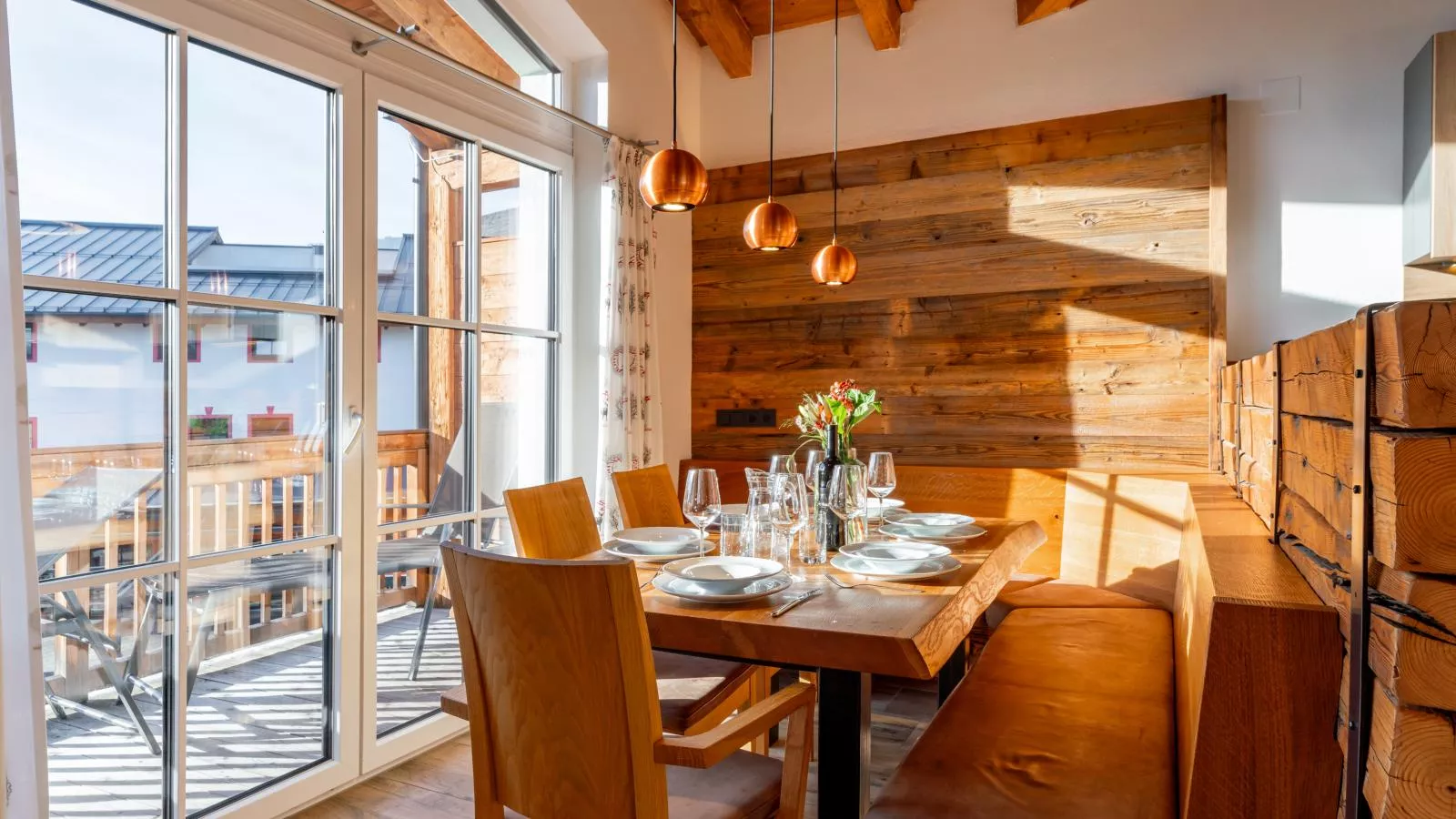 Tauern Suites Mitterwirt TOP 222-Dining room