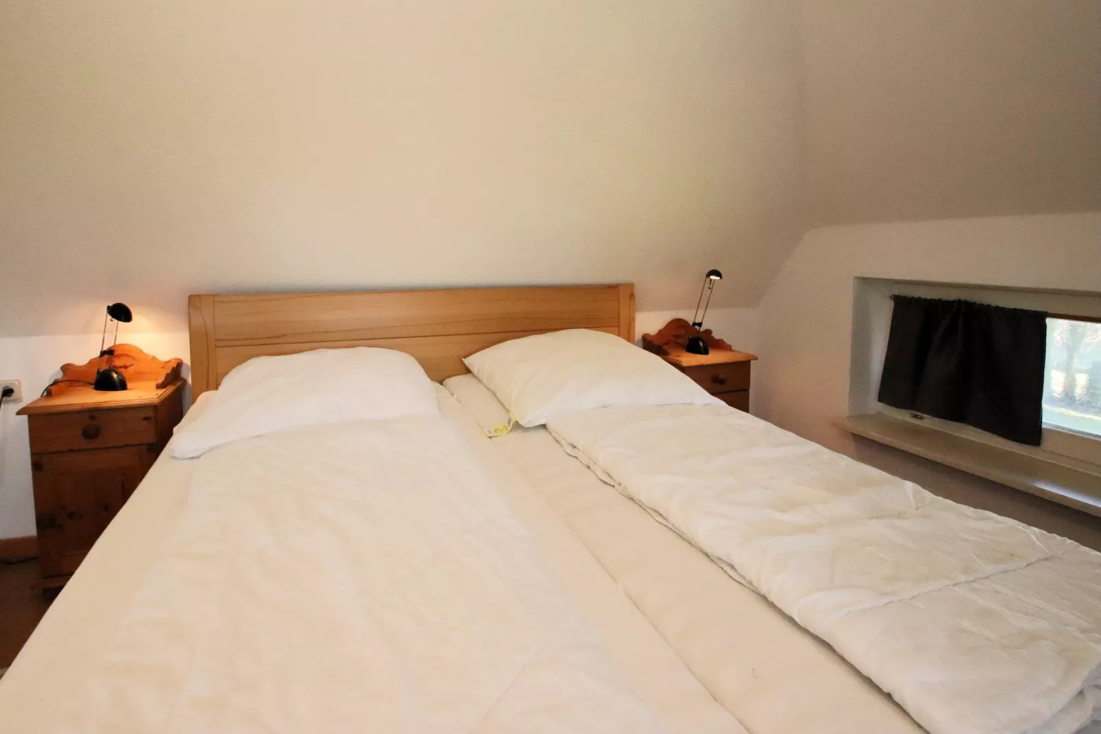 Heidefirst-Bedroom