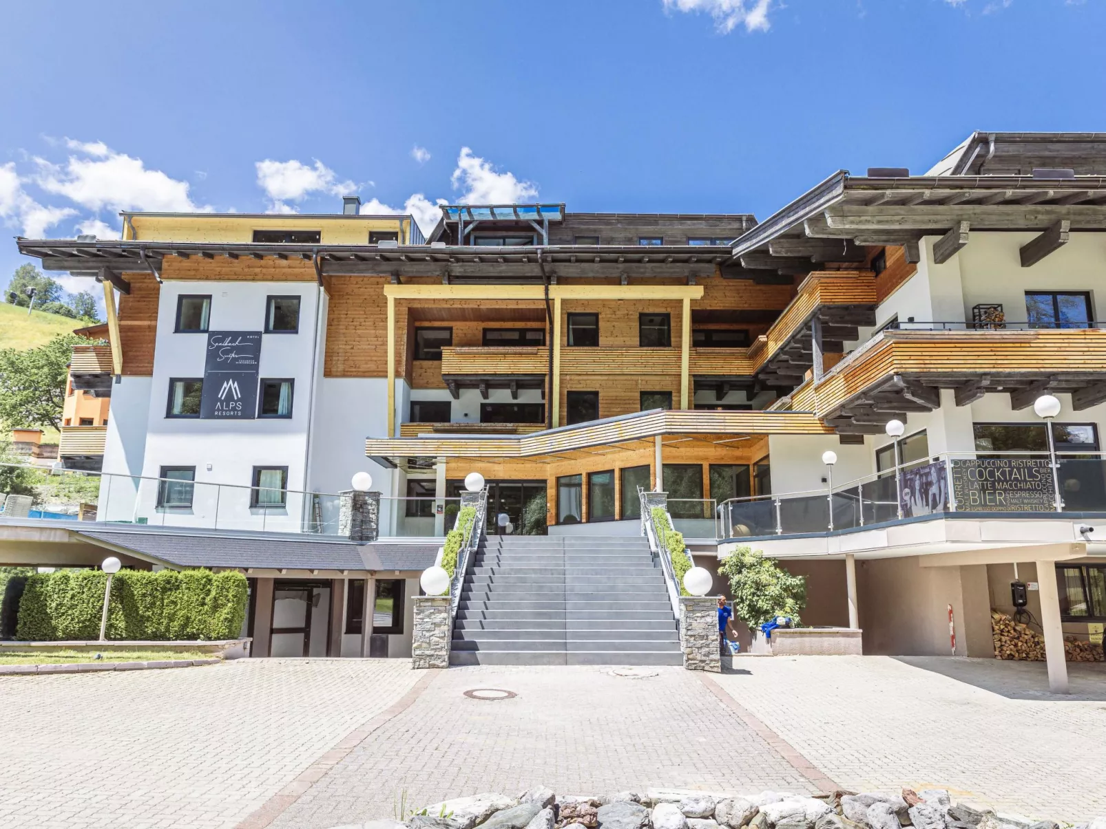 Suite mit 2 SZ & Wellnessbereich-Outside