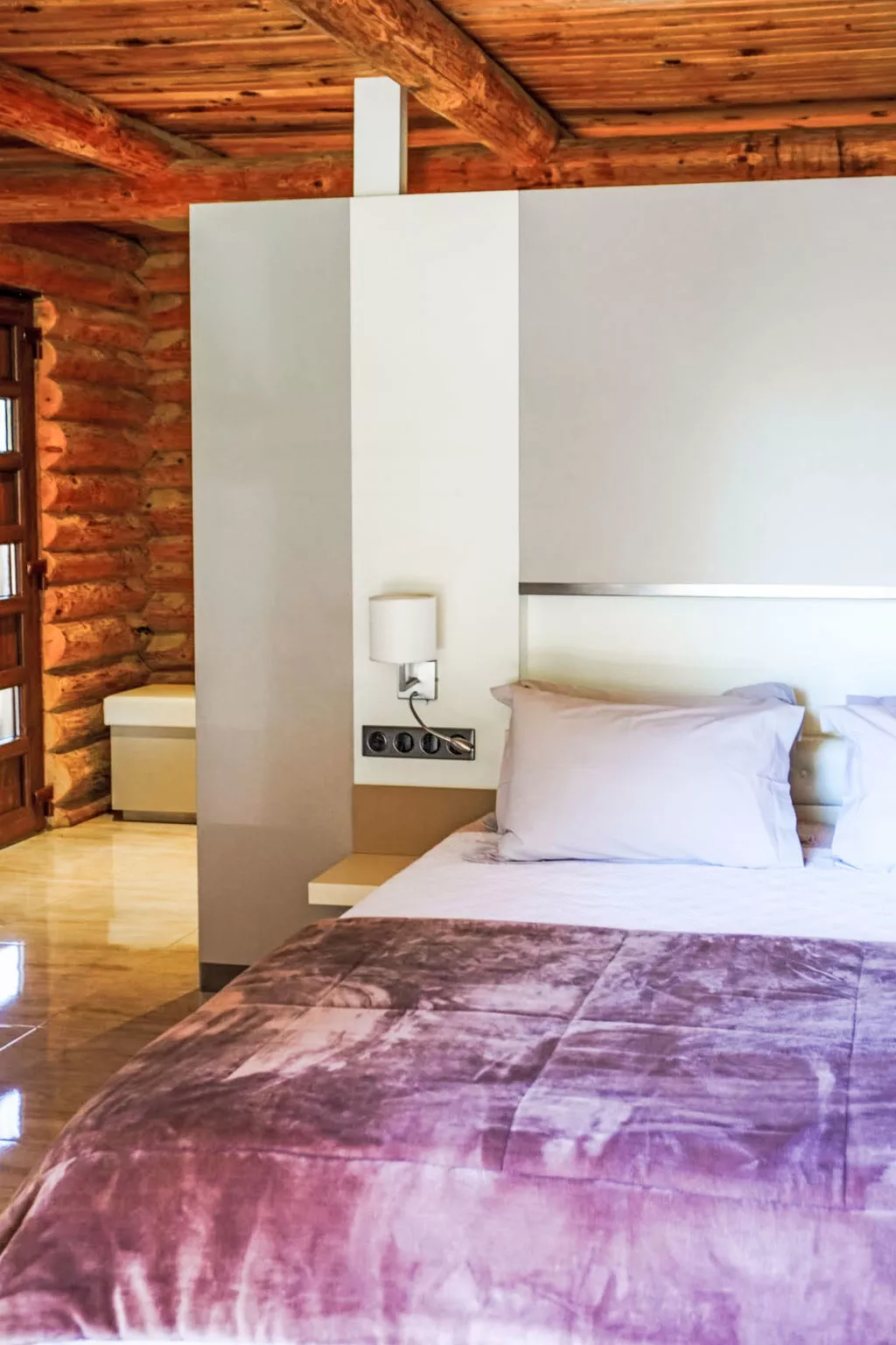 Chalet Double-Inside
