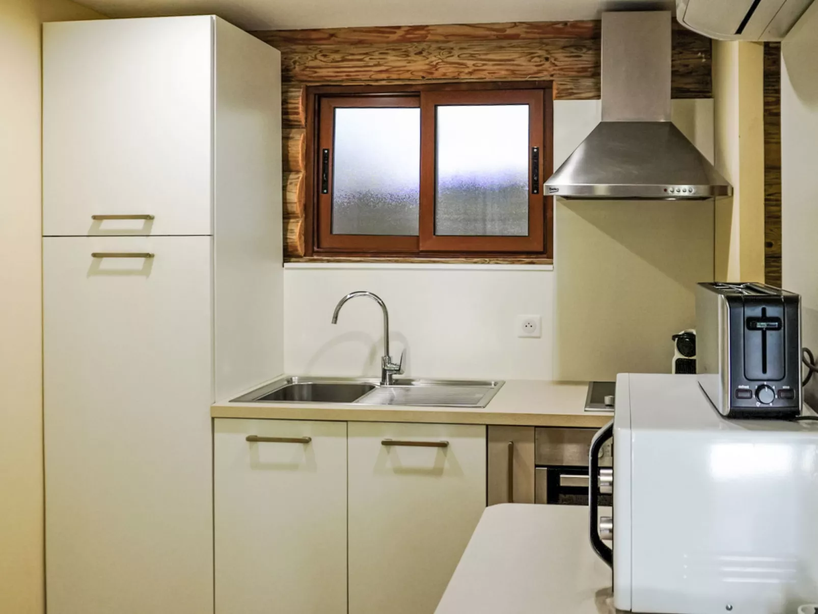 Chalet Simple-Drinnen