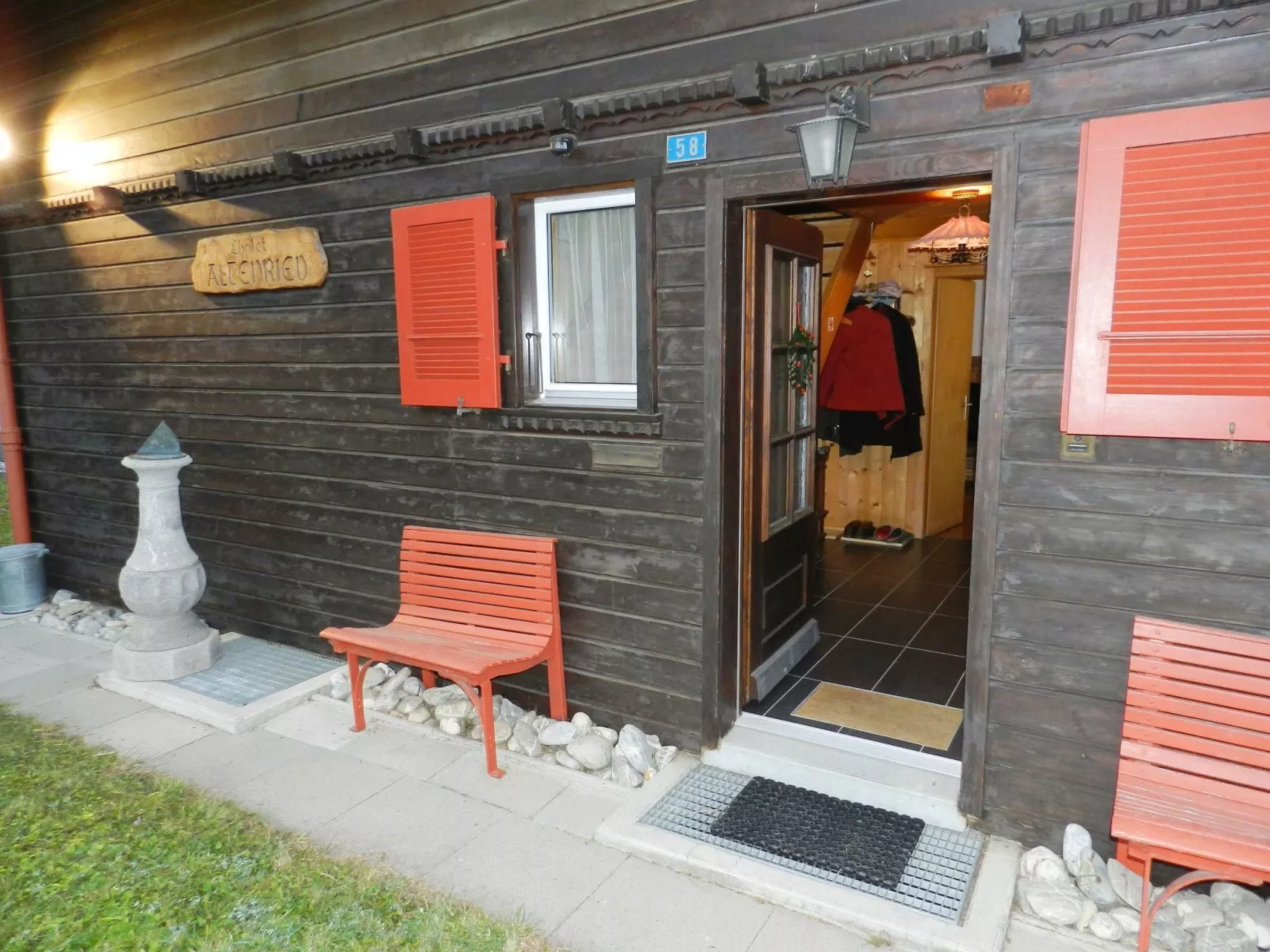Altenried, Chalet-Inside