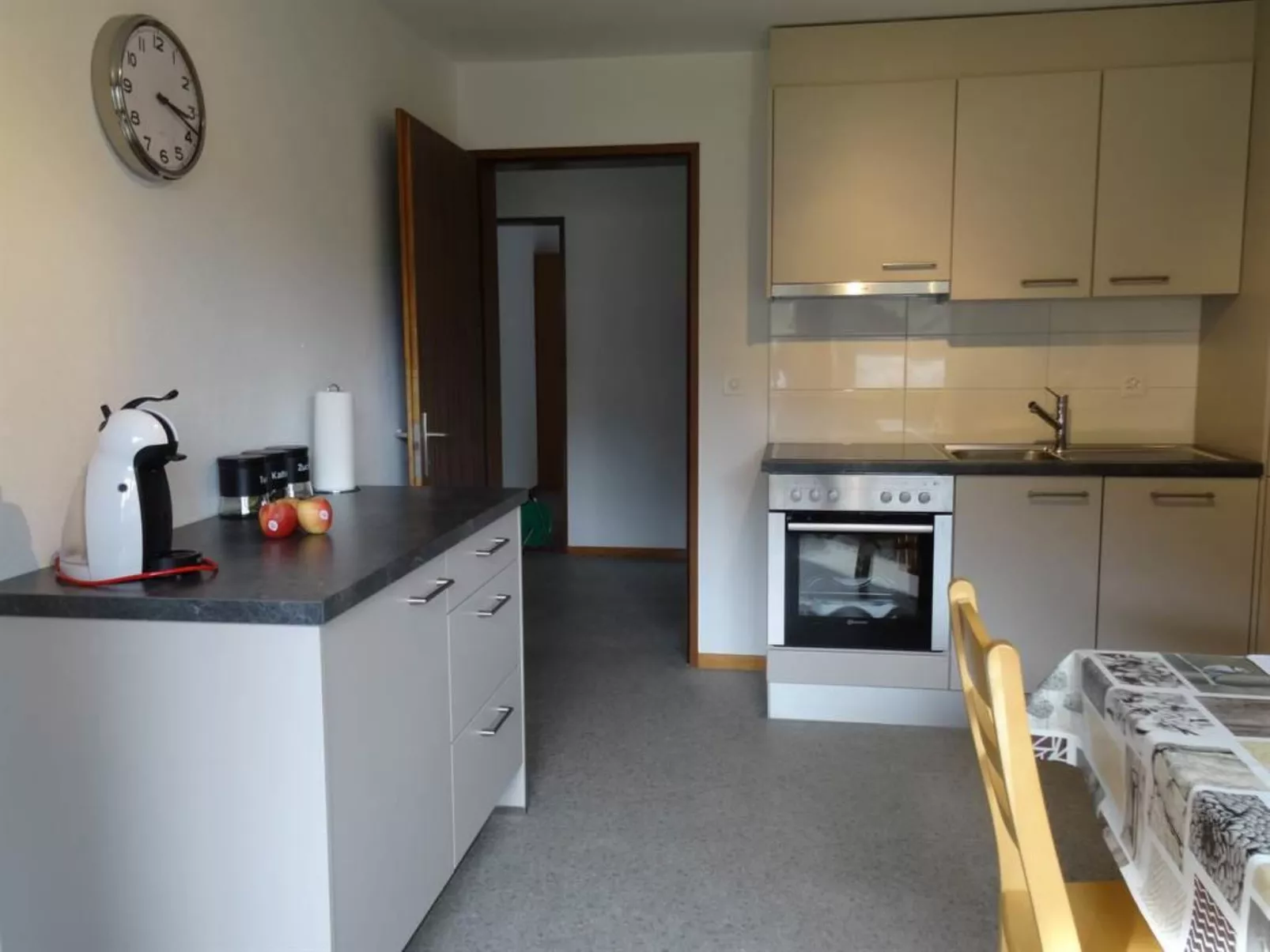 Apartments Carmena-Inside