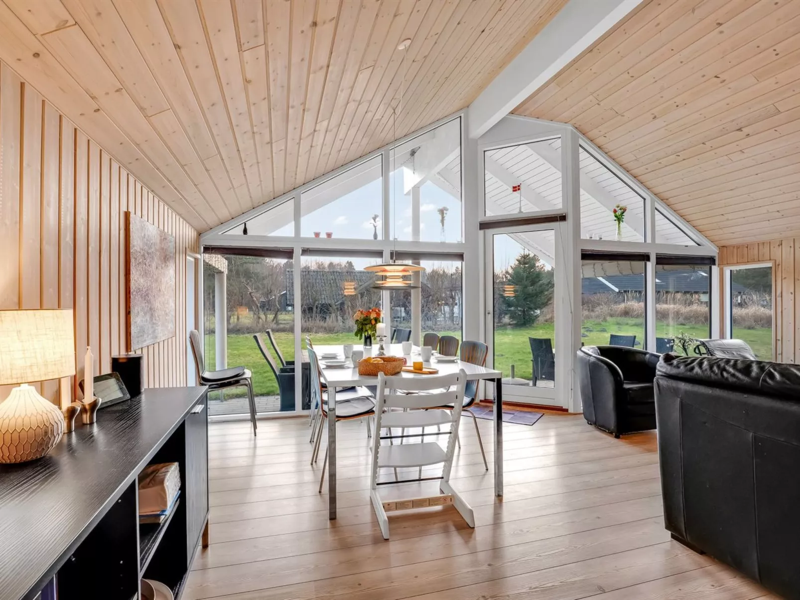 "Annielle" - 500m from the sea-Inside