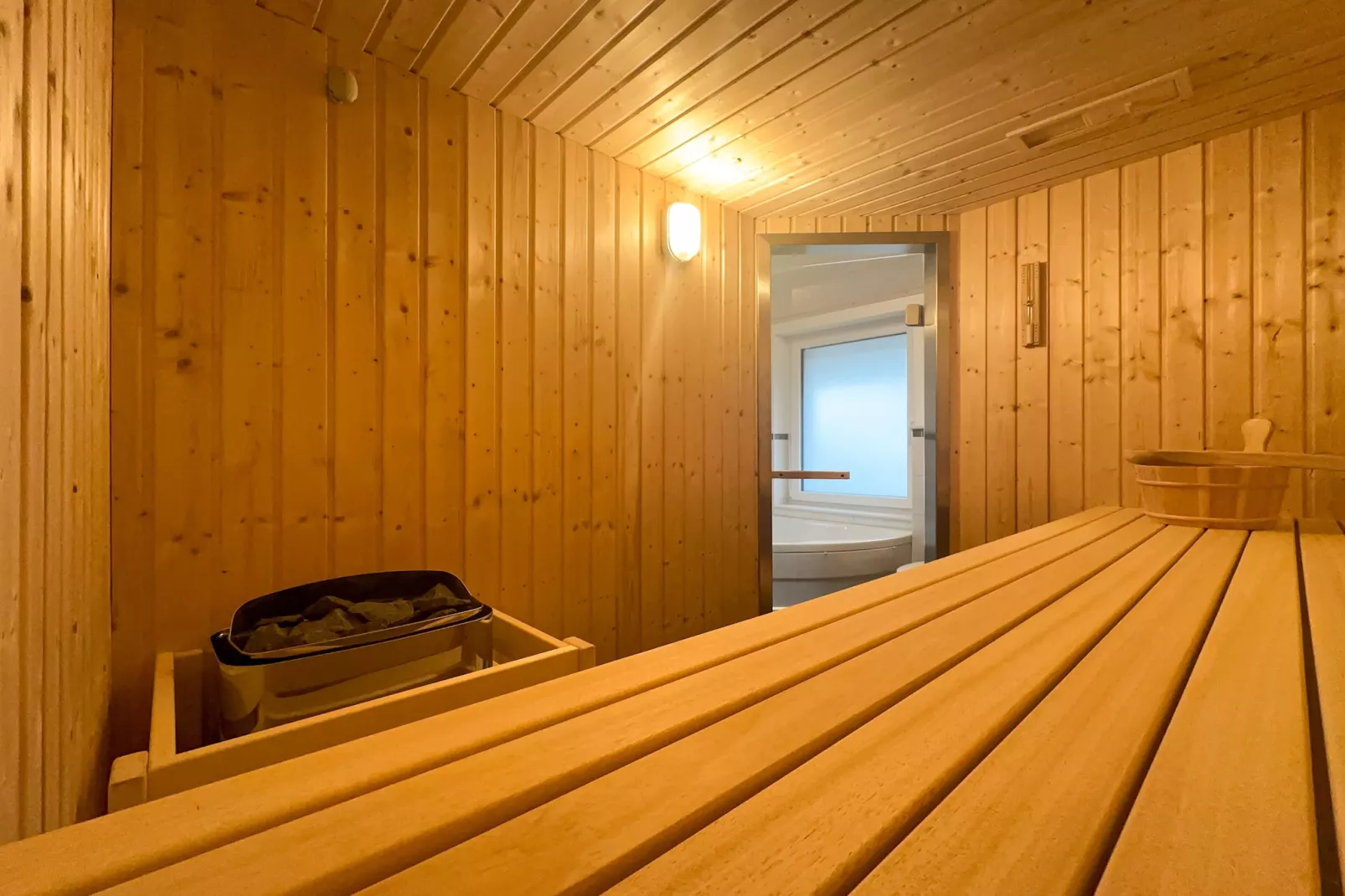 FH Seeschwalbe 326-Bathroom