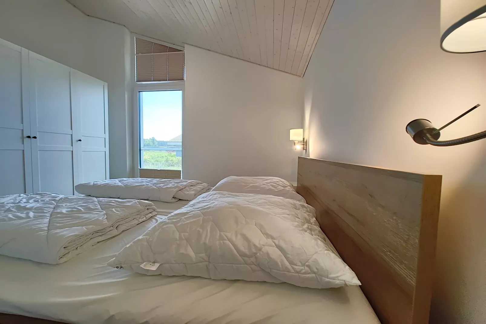 FH Seeschwalbe 327-Bedroom