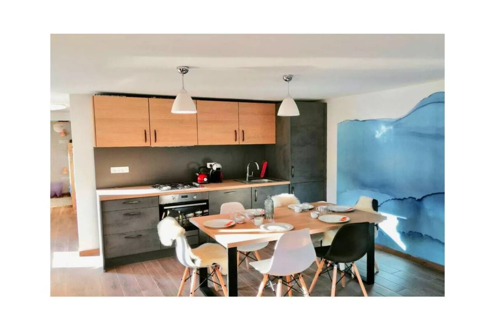 299771-Dining room