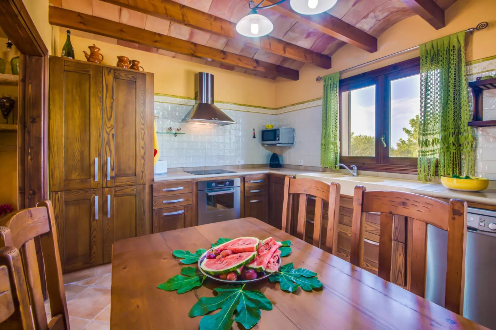 Vernissa-Kitchen