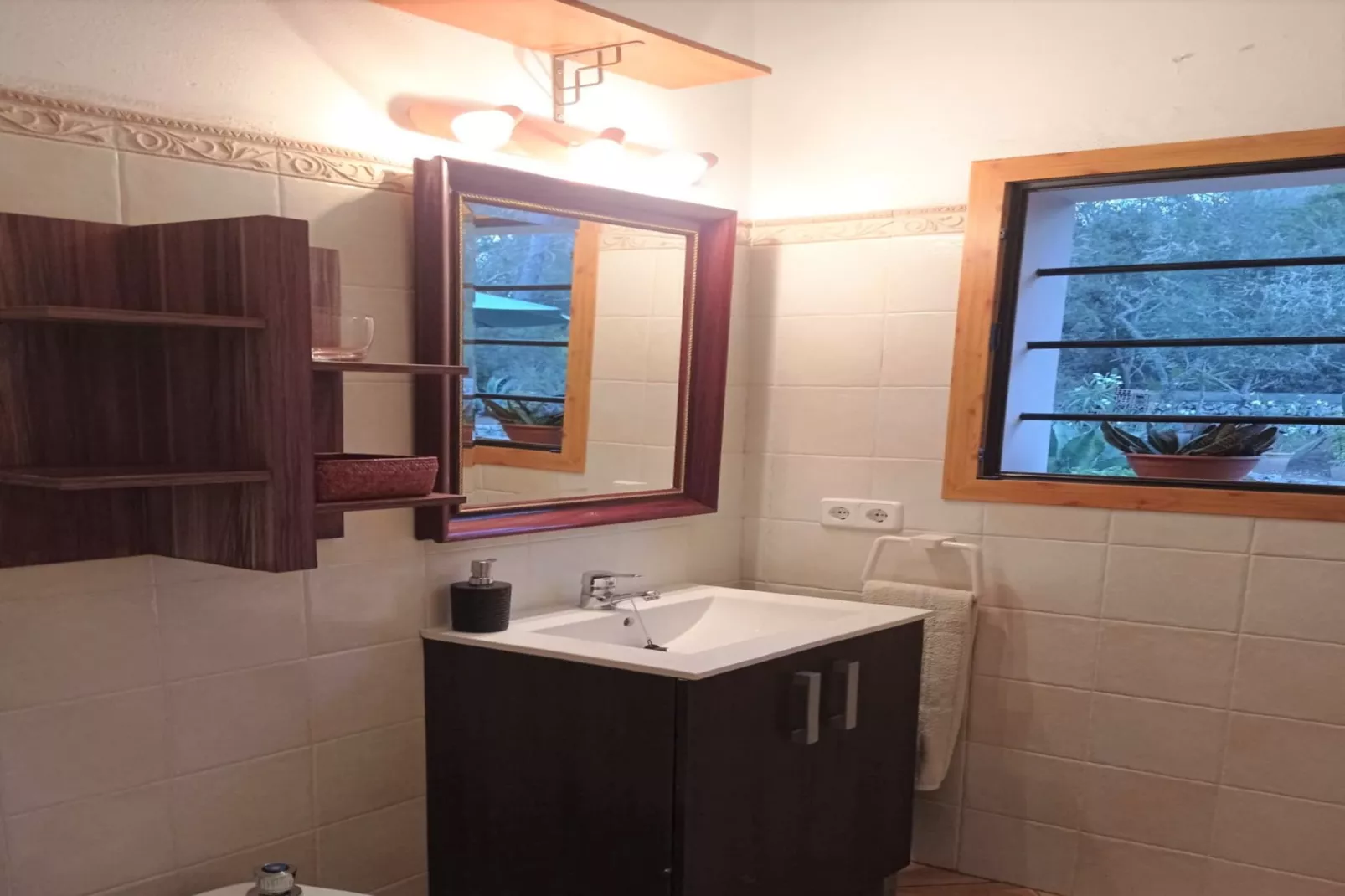 Casa Tenis-Bathroom