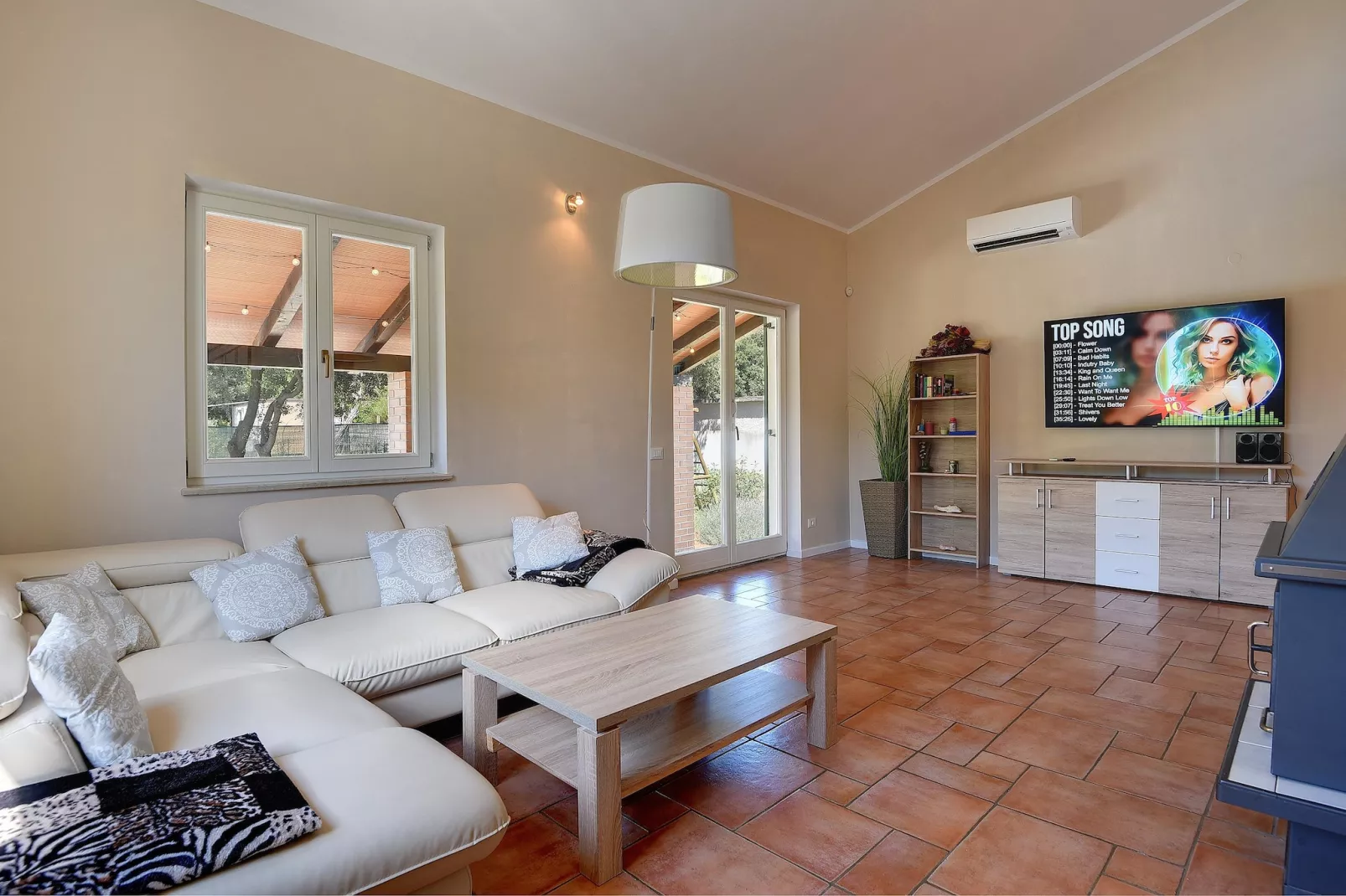 Villa Medulin-Living room