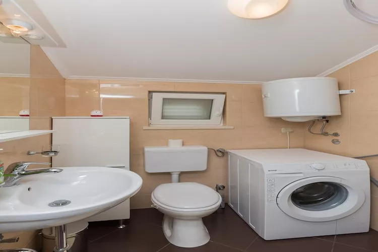 Apartments Memunić - One Bedroom Apartment with Balcony and Sea View (CRVENI)-Bathroom