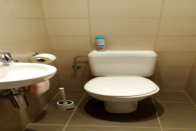 Residentie Les Panicauts 0001-Bathroom
