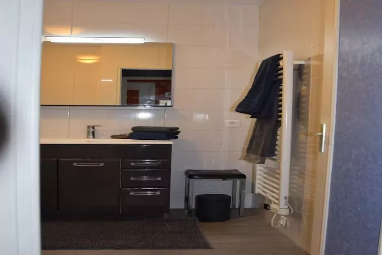 Vue Mer à Golfe-Juan Proche Cannes Plage et Garage-Kitchen