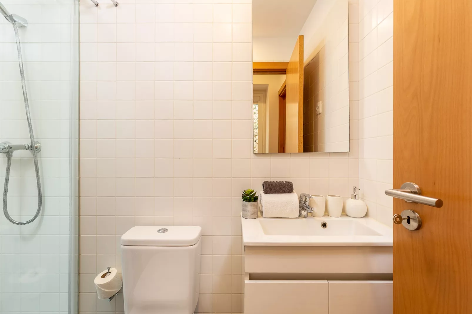 YOUROPO - Cosy 0-Bathroom
