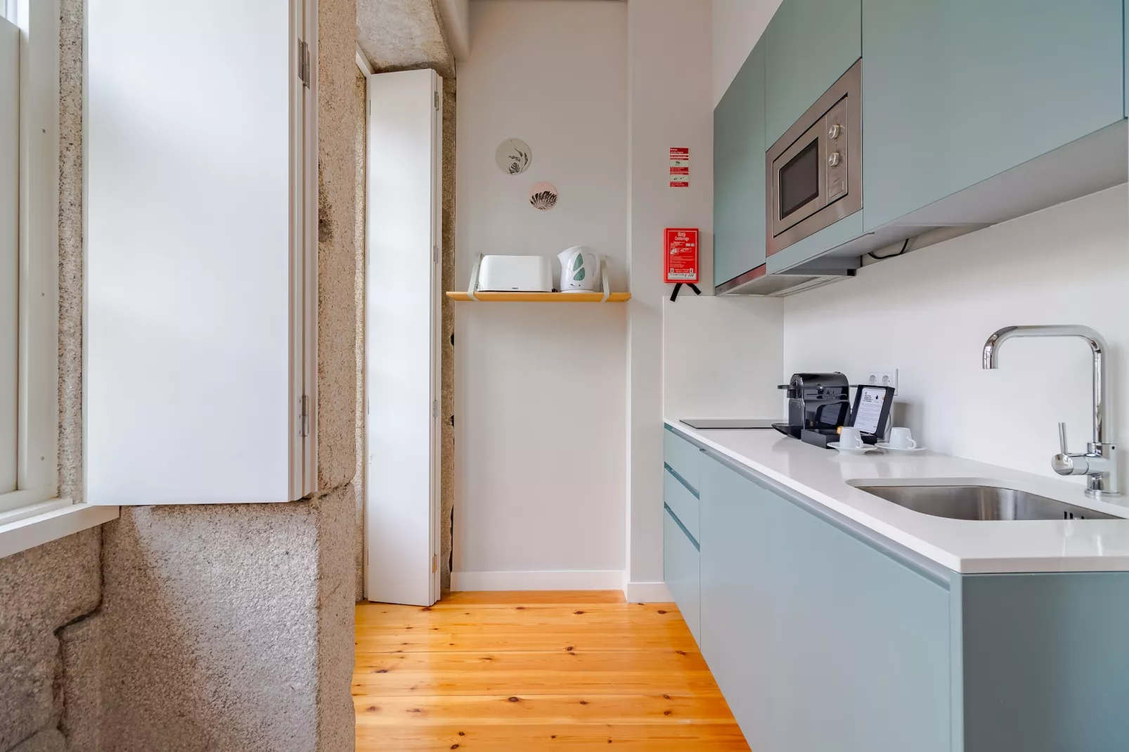 YOUROPO - City Center 4-Kitchen