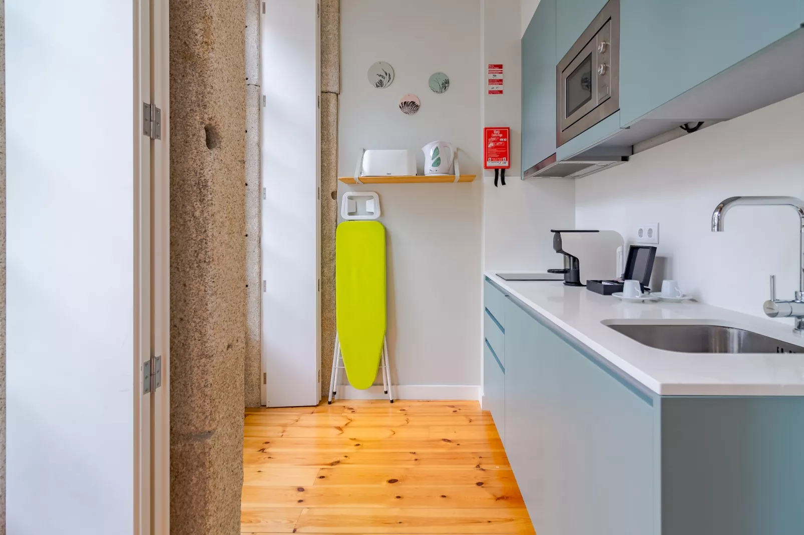 YOUROPO - City Center 2-Kitchen
