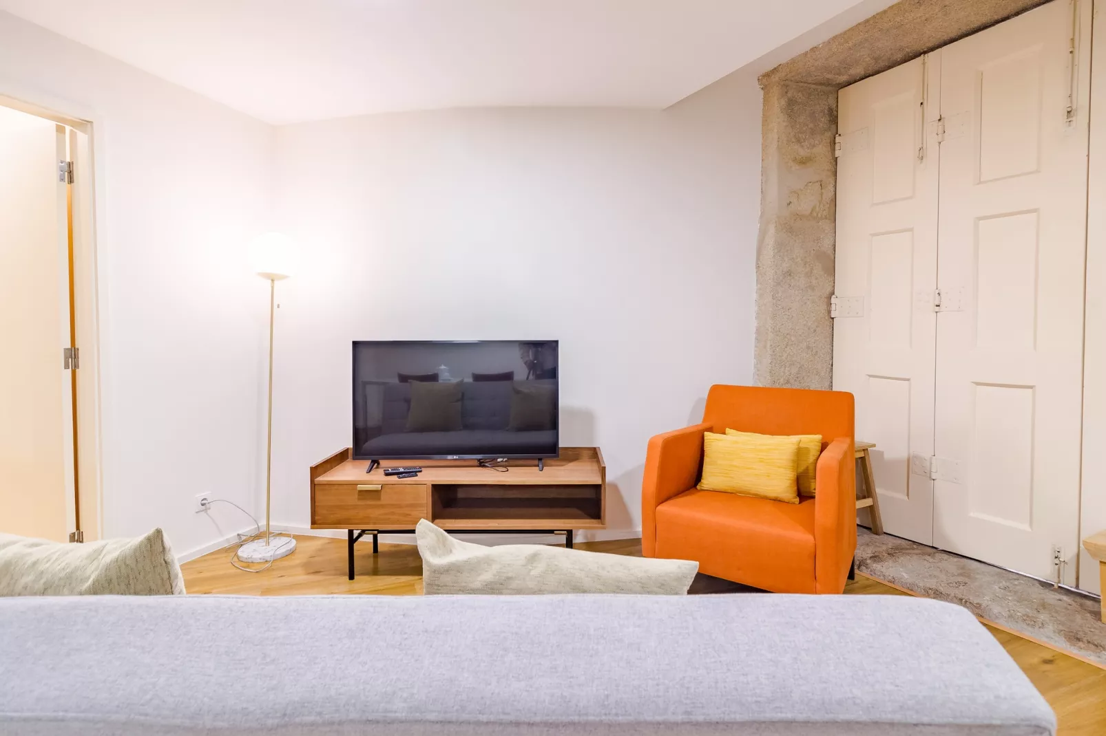 YOUROPO - Taipas-419-Living room