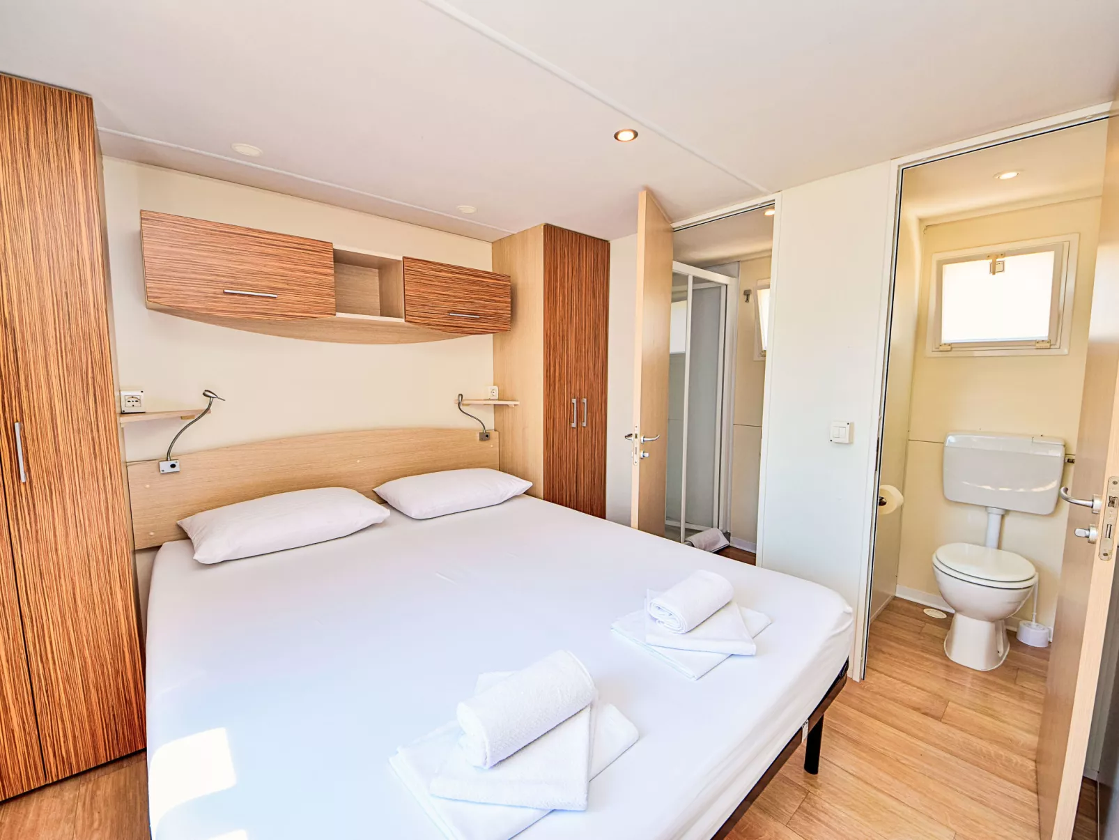 Galešnica Sea View-Inside