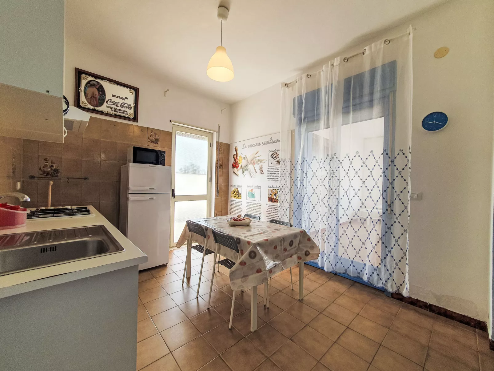 Pietra Marina-Inside