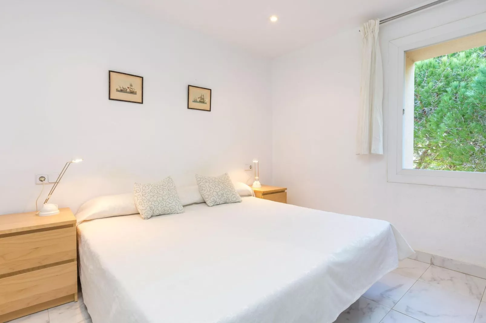 Ana 1-Schlafzimmer