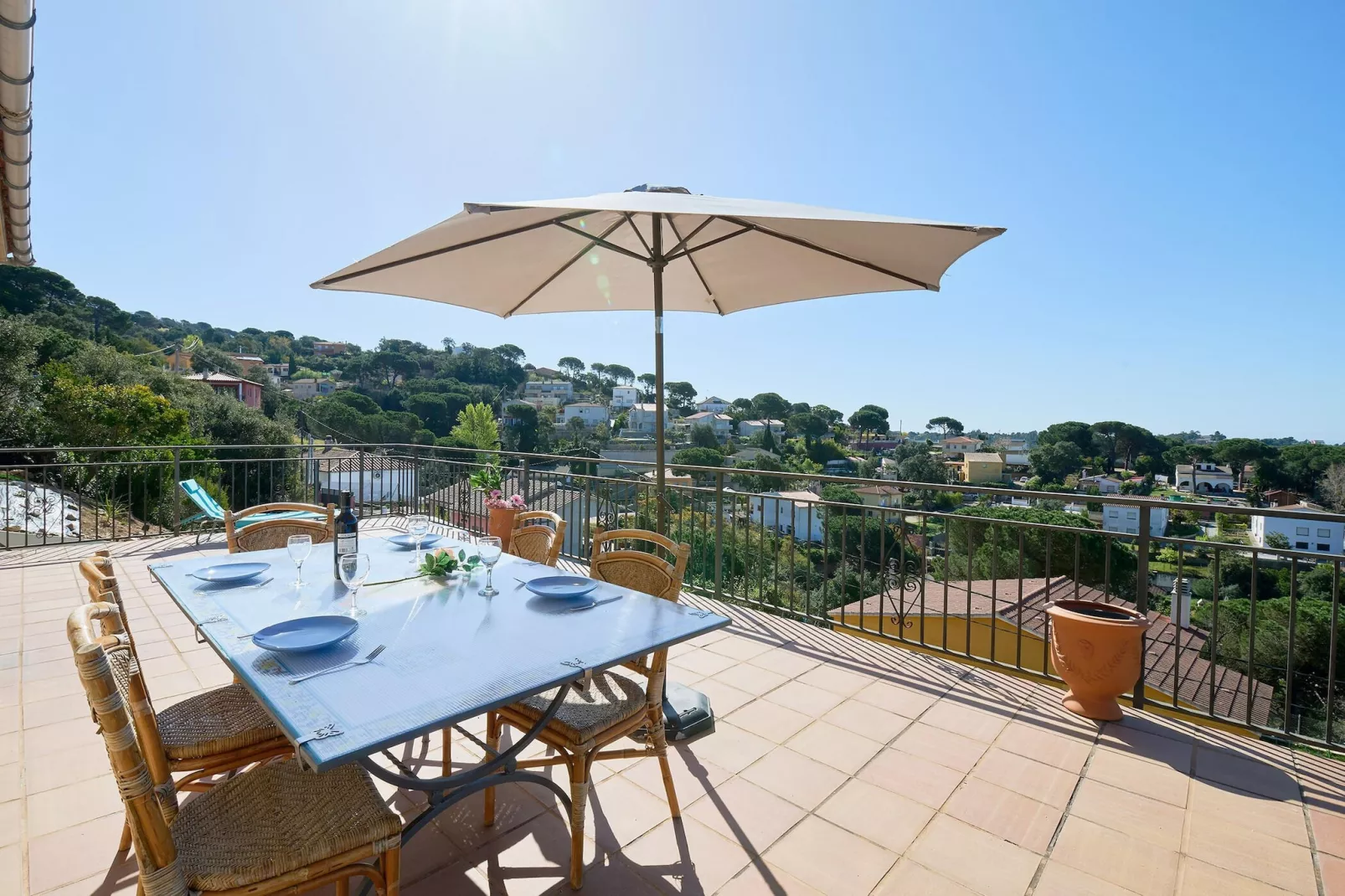 Norita-Terrace balcony