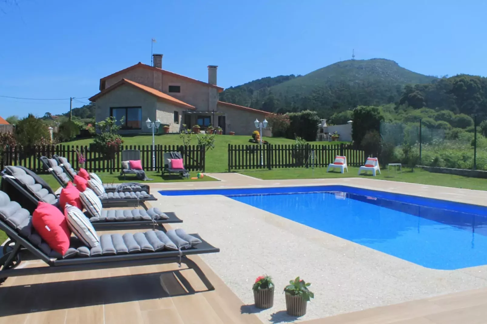 Villa Carolina - Luxury Singular-Piscine